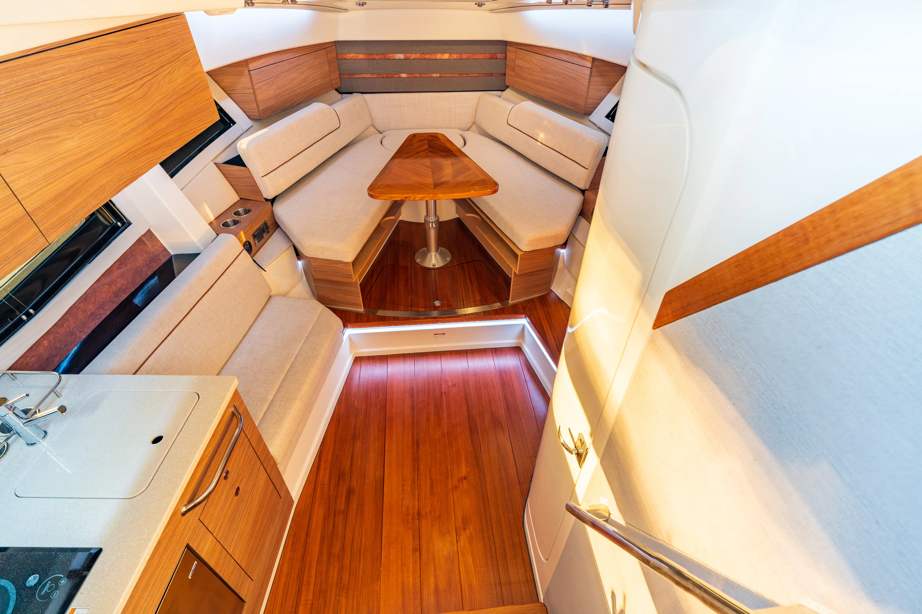 2026 Boston Whaler 365 Conquest Image Thumbnail #42