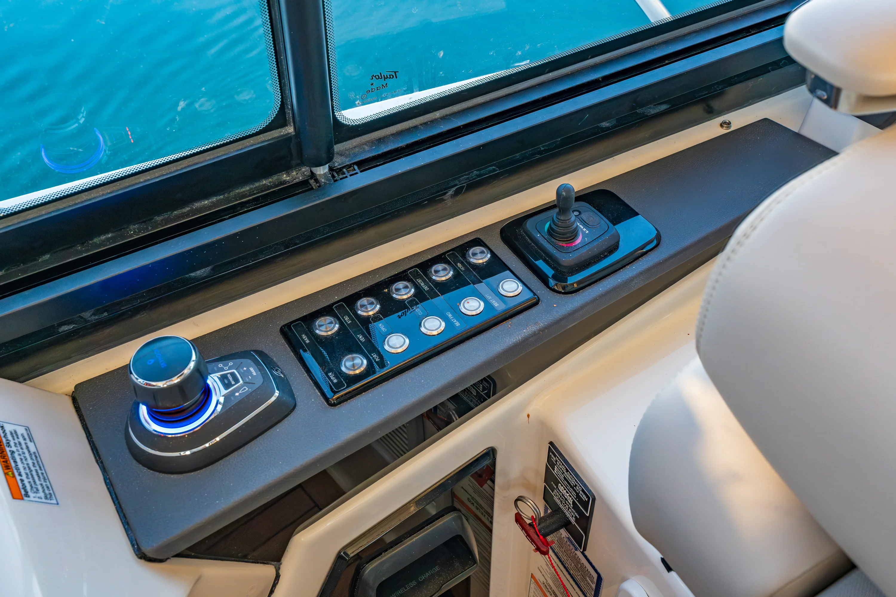 2026 Boston Whaler 365 Conquest Image Thumbnail #51