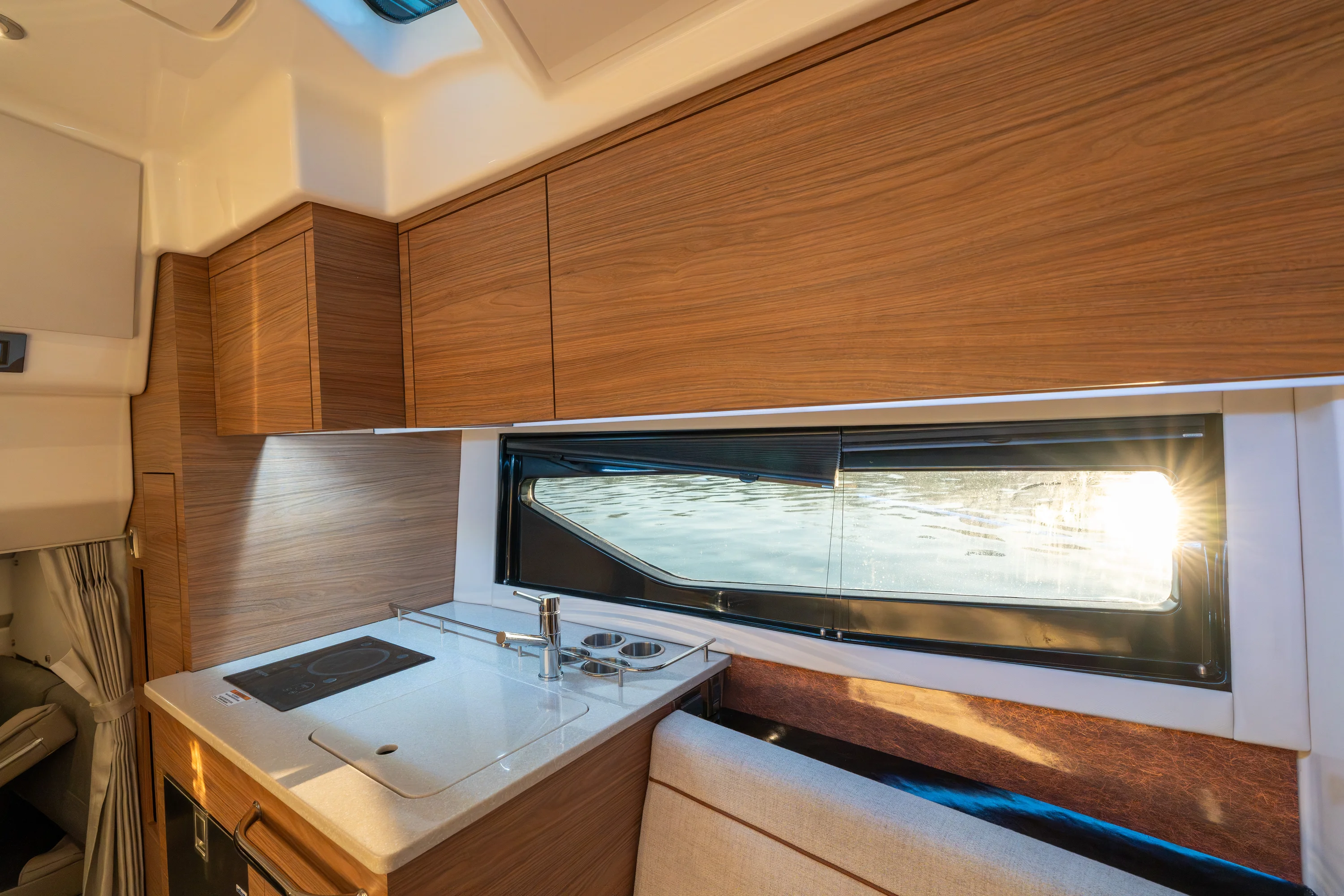 2026 Boston Whaler 365 Conquest Image Thumbnail #32