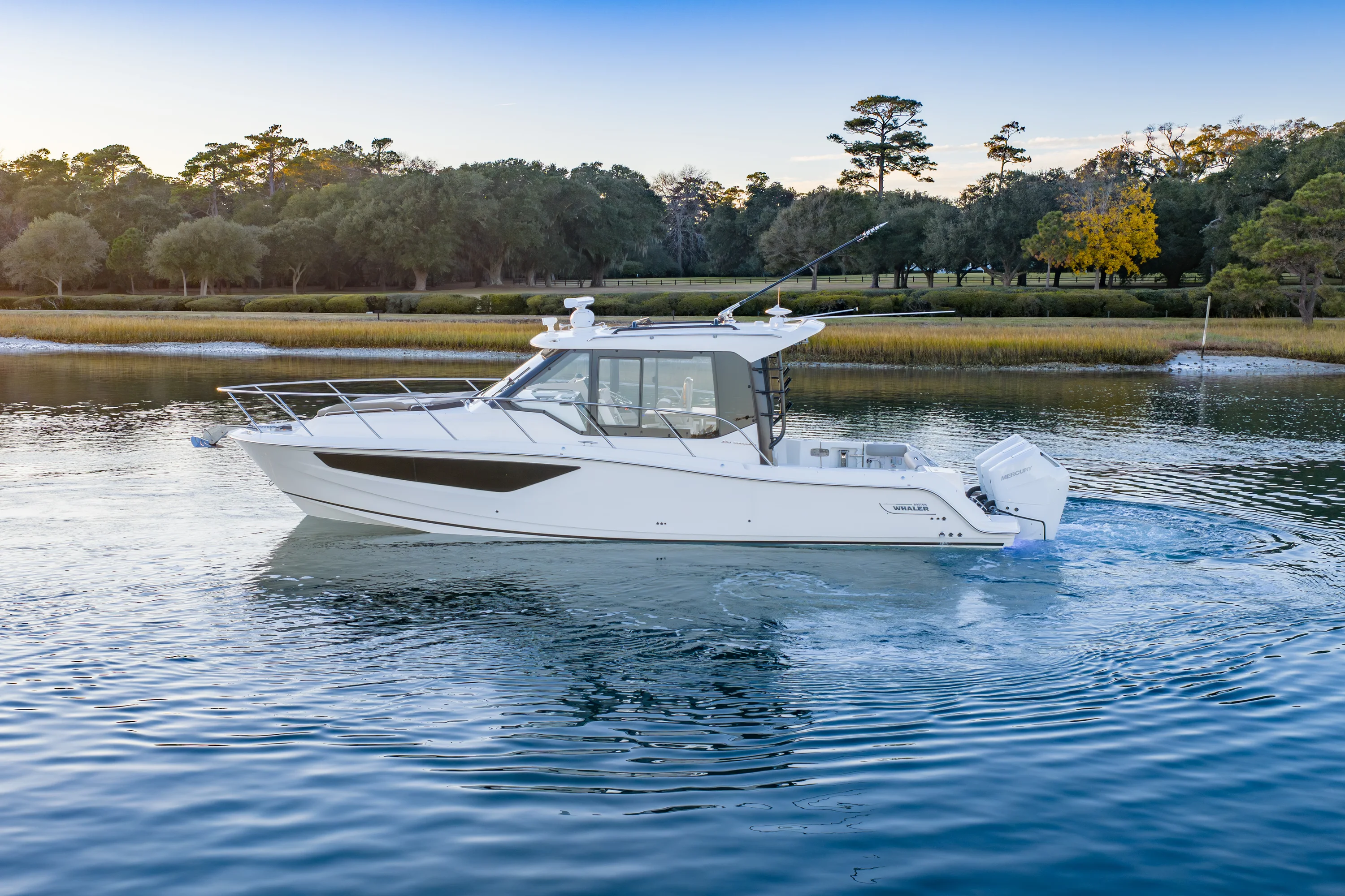 2026 Boston Whaler 365 Conquest Image Thumbnail #4