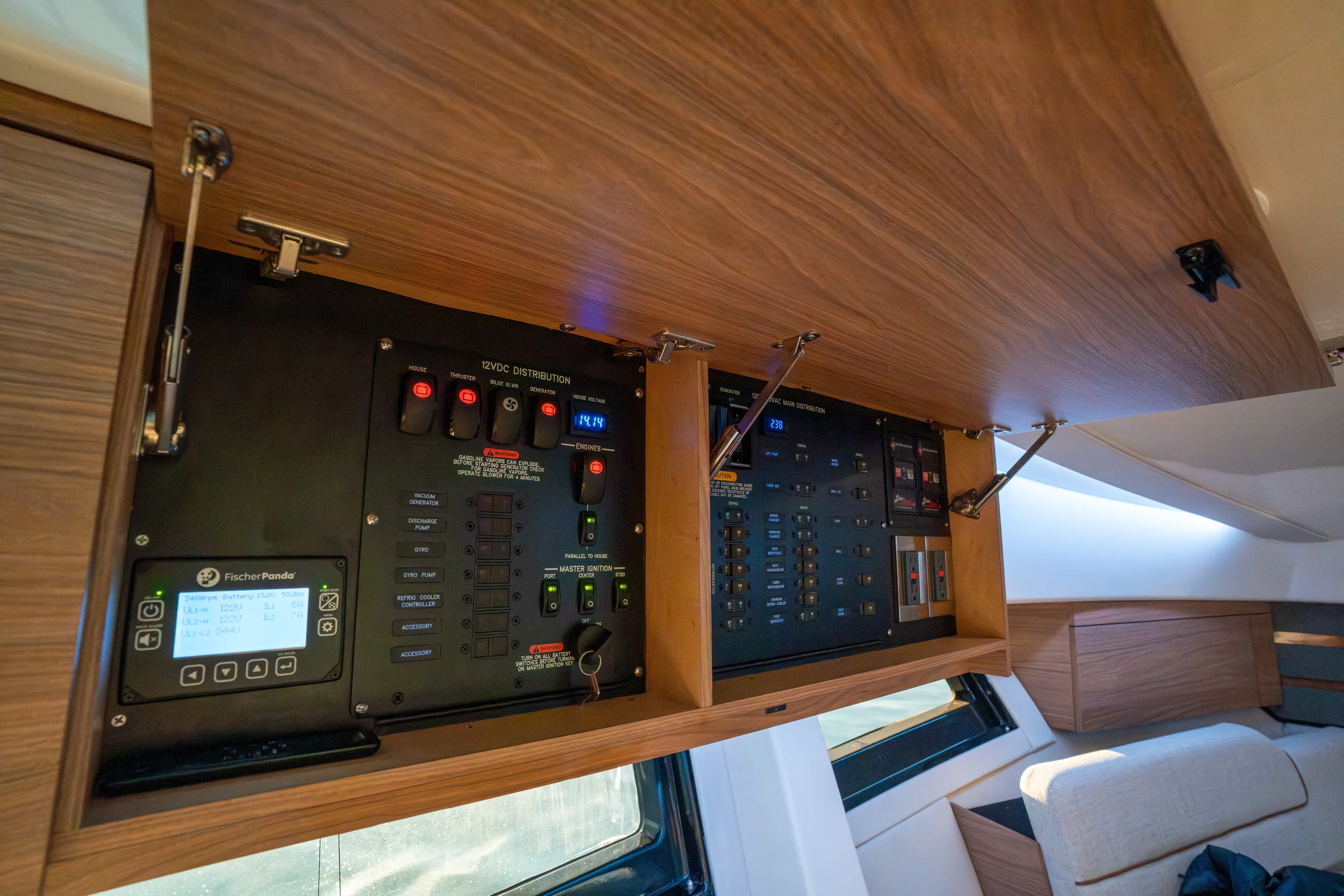 2026 Boston Whaler 365 Conquest Image Thumbnail #27