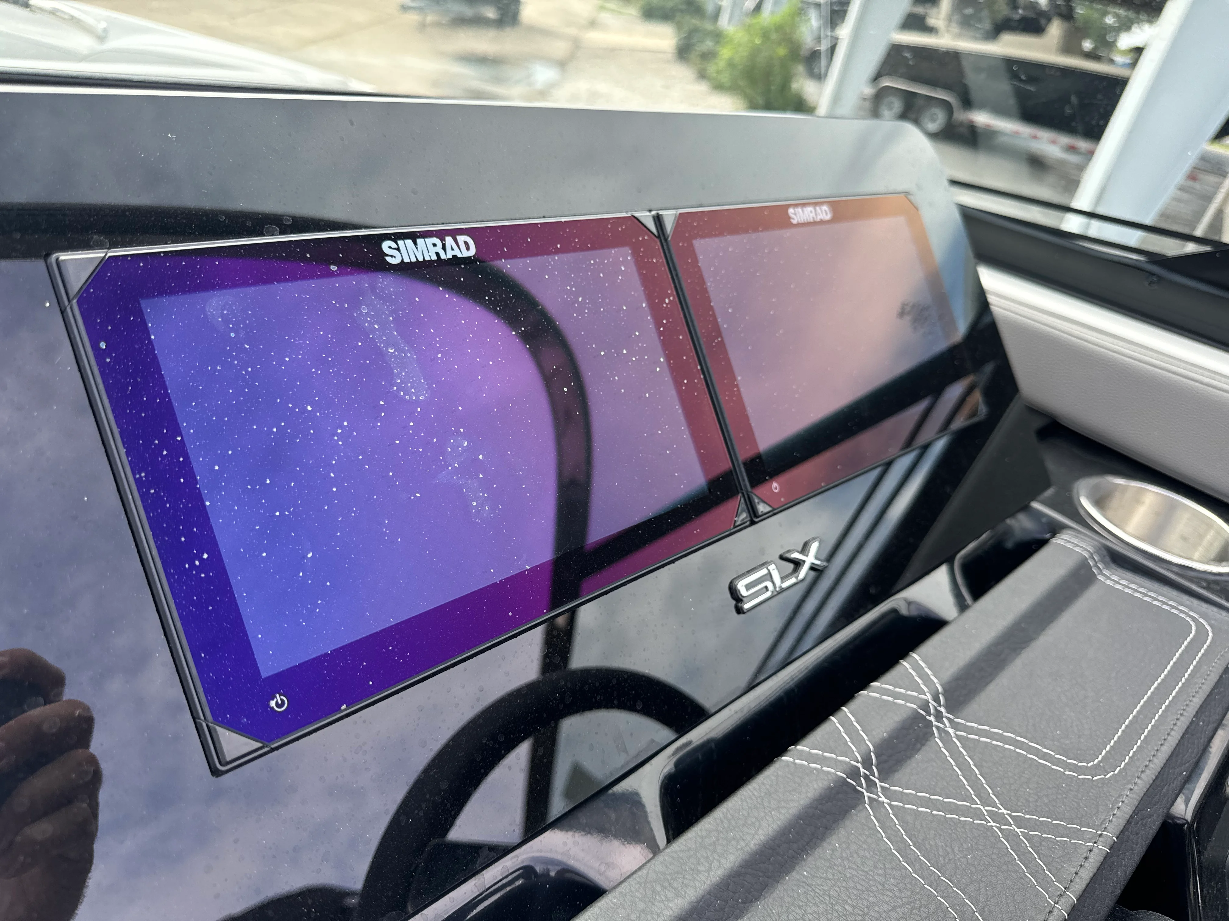 2026 Sea Ray SLX 260 Outboard Image Thumbnail #14