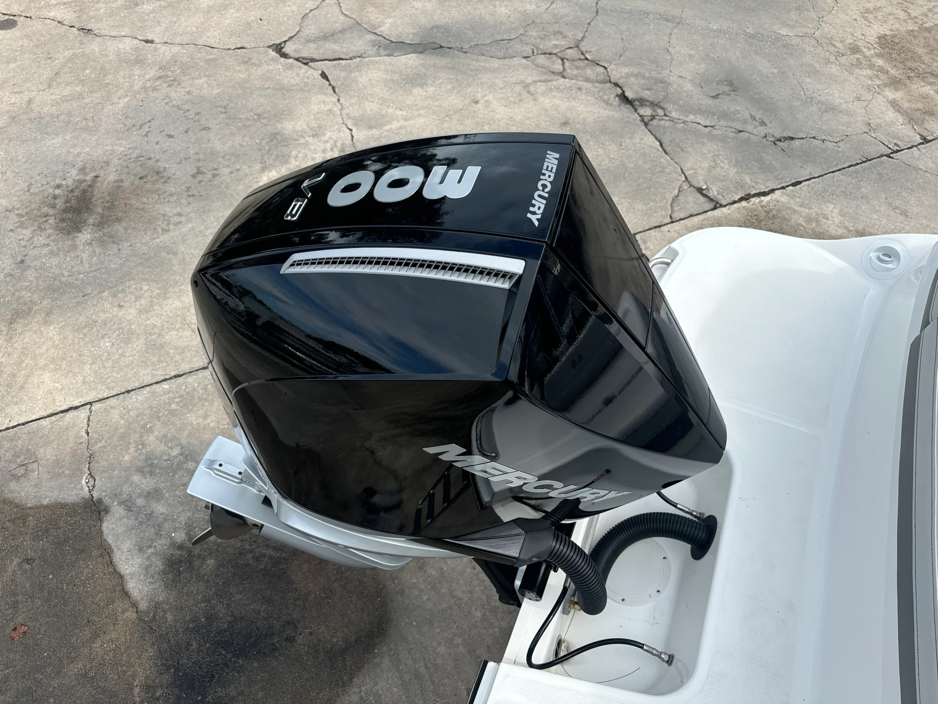 2026 Sea Ray SLX 260 Outboard Image Thumbnail #4