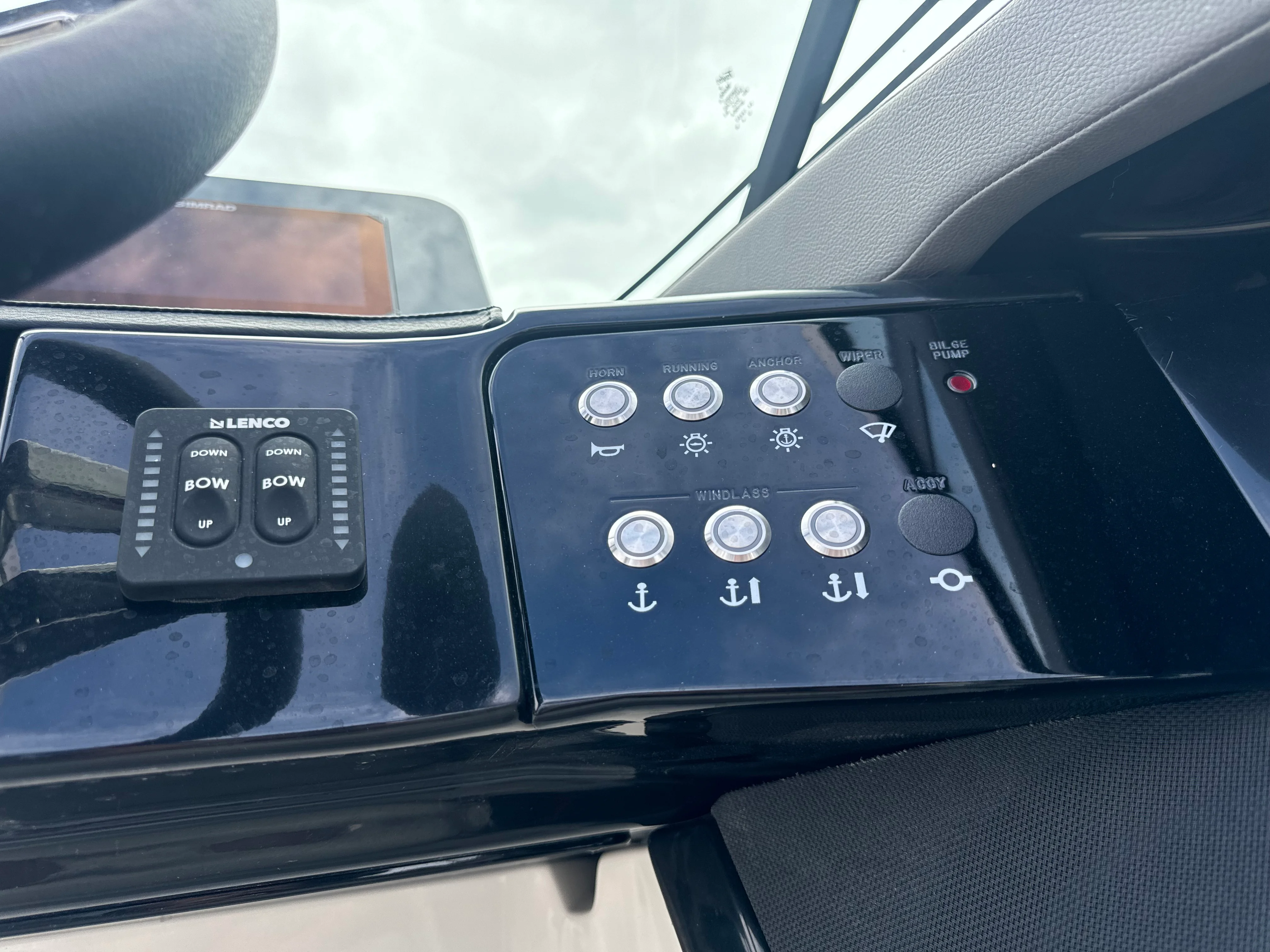 2026 Sea Ray SLX 260 Outboard Image Thumbnail #15