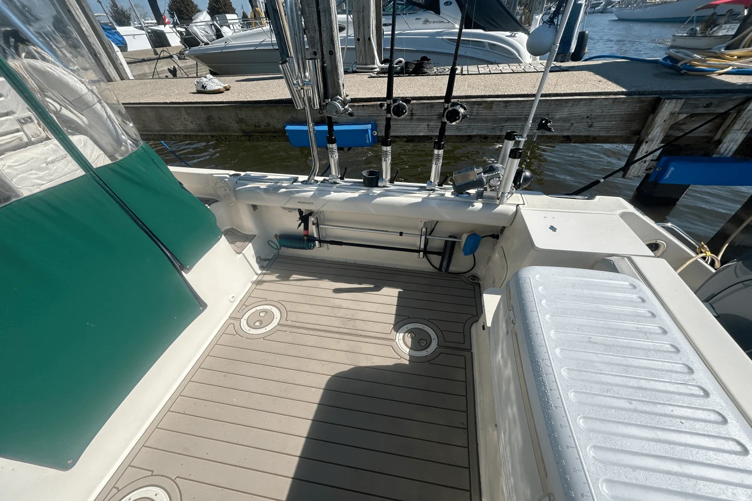 2001 Pursuit 2870 WA Image Thumbnail #8