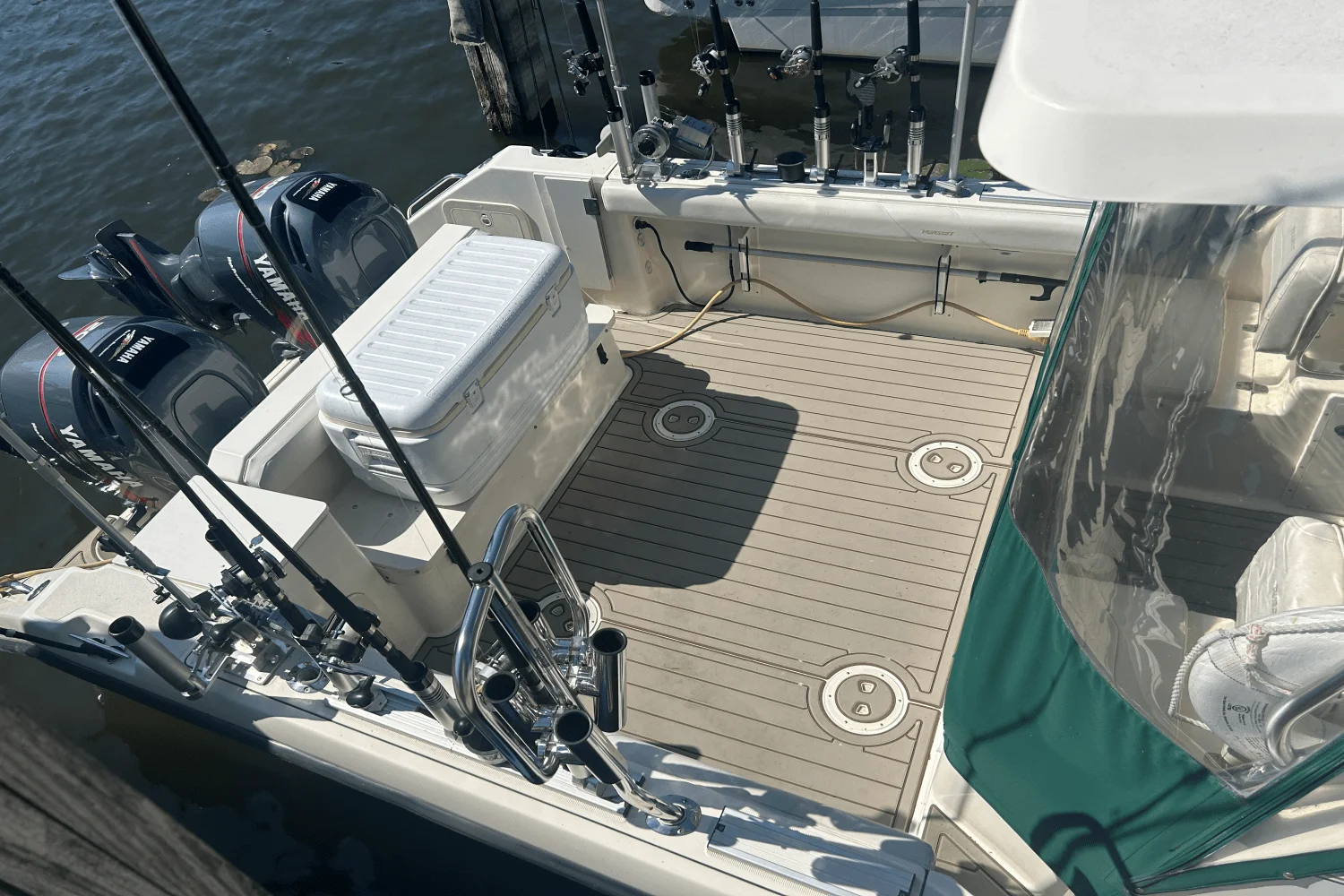 2001 Pursuit 2870 WA Image Thumbnail #7