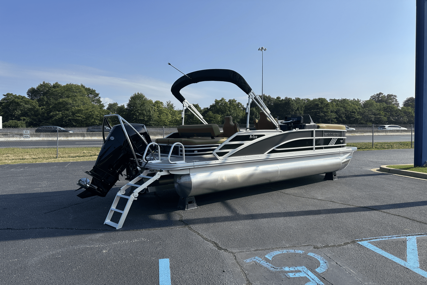 2026 Bennington 22MSB Image Thumbnail #3