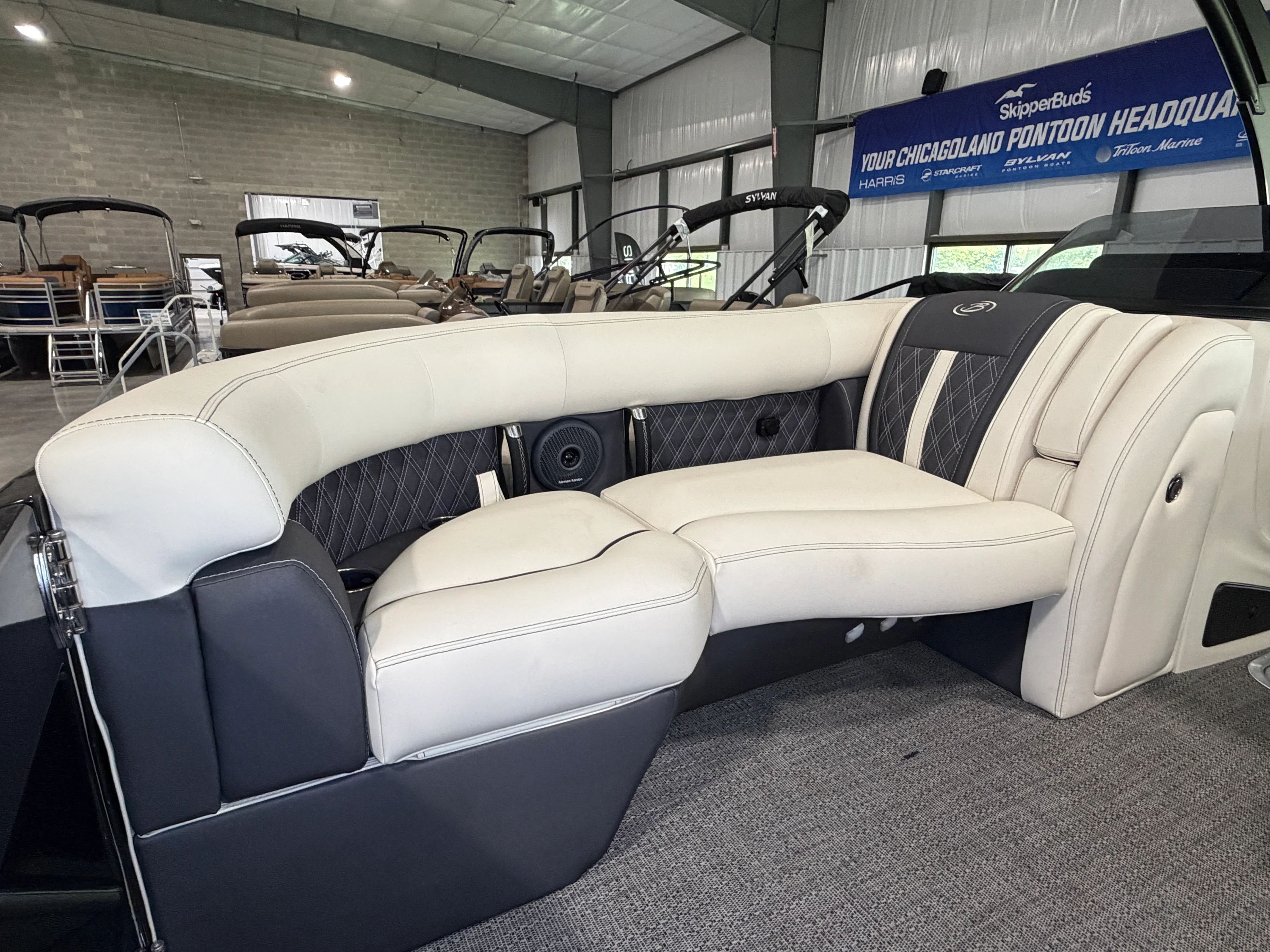 2026 Barletta Reserve Leggera 23 MA Image Thumbnail #15