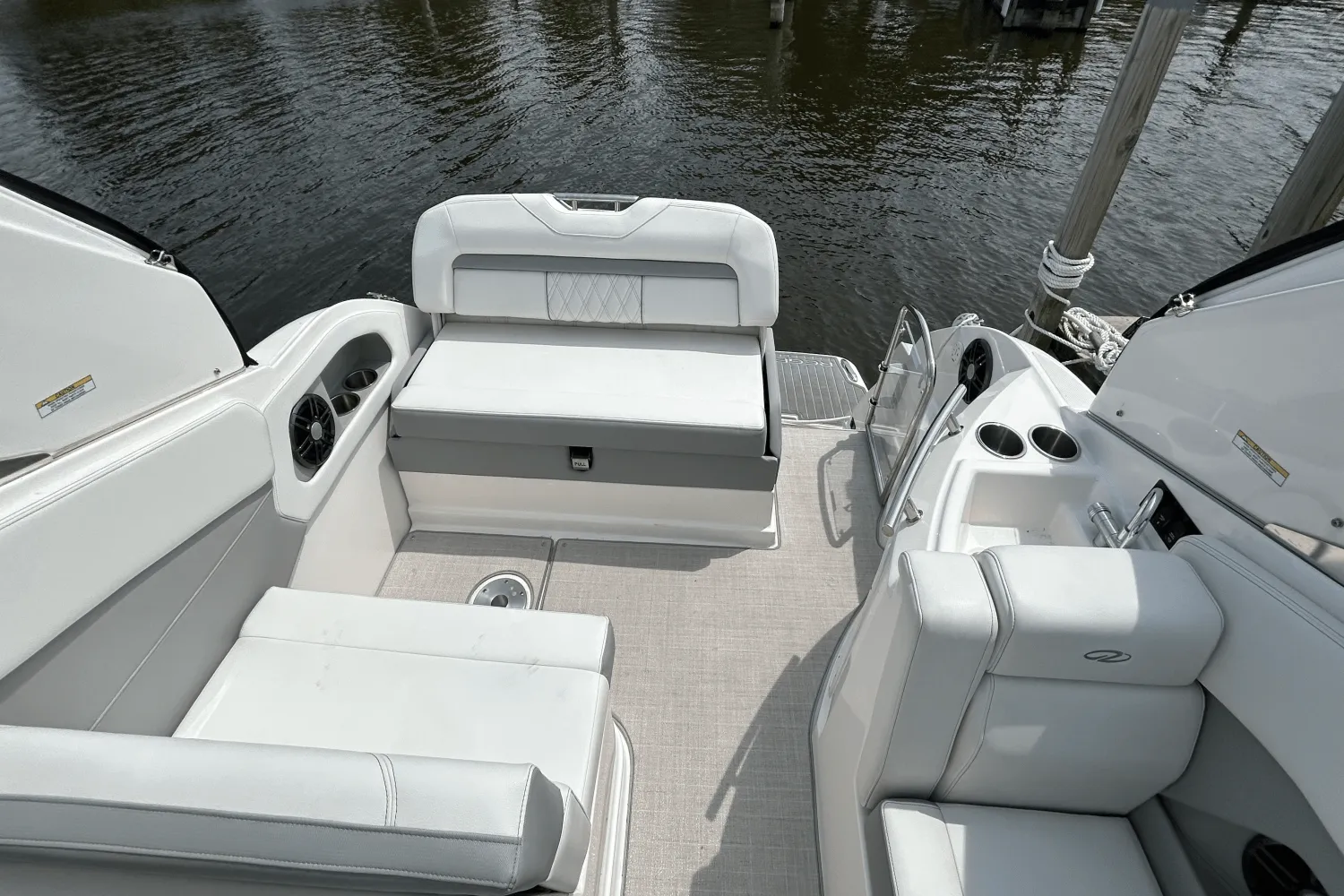 2024 Regal 280 EXPRESS Image Thumbnail #7