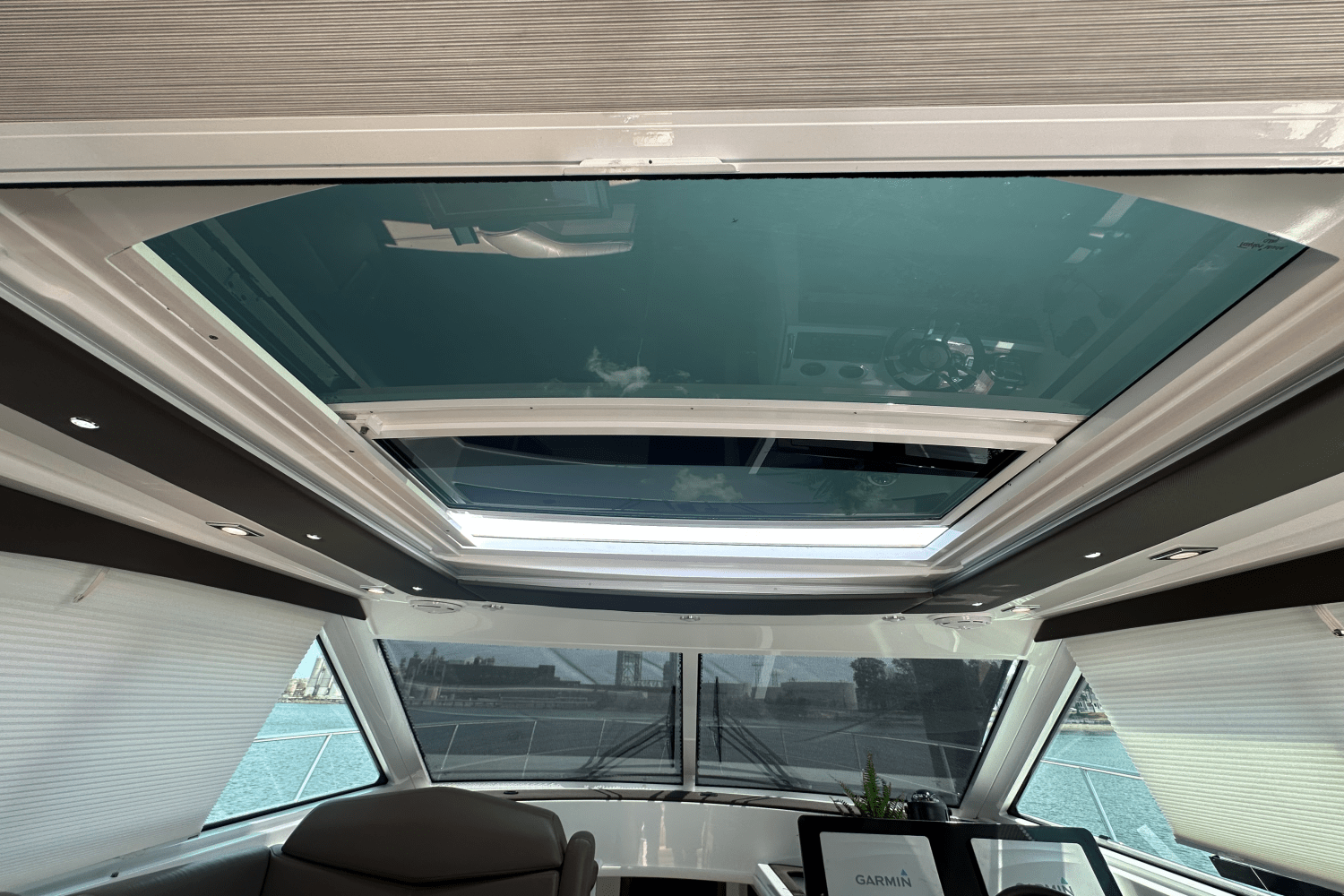 2016 Cruisers Yachts 41 CANTIUS Image Thumbnail #31
