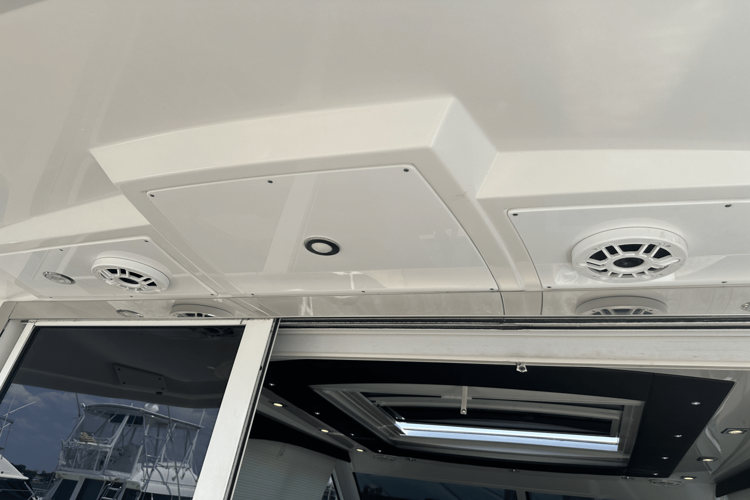 2016 Cruisers Yachts 41 CANTIUS Image Thumbnail #24