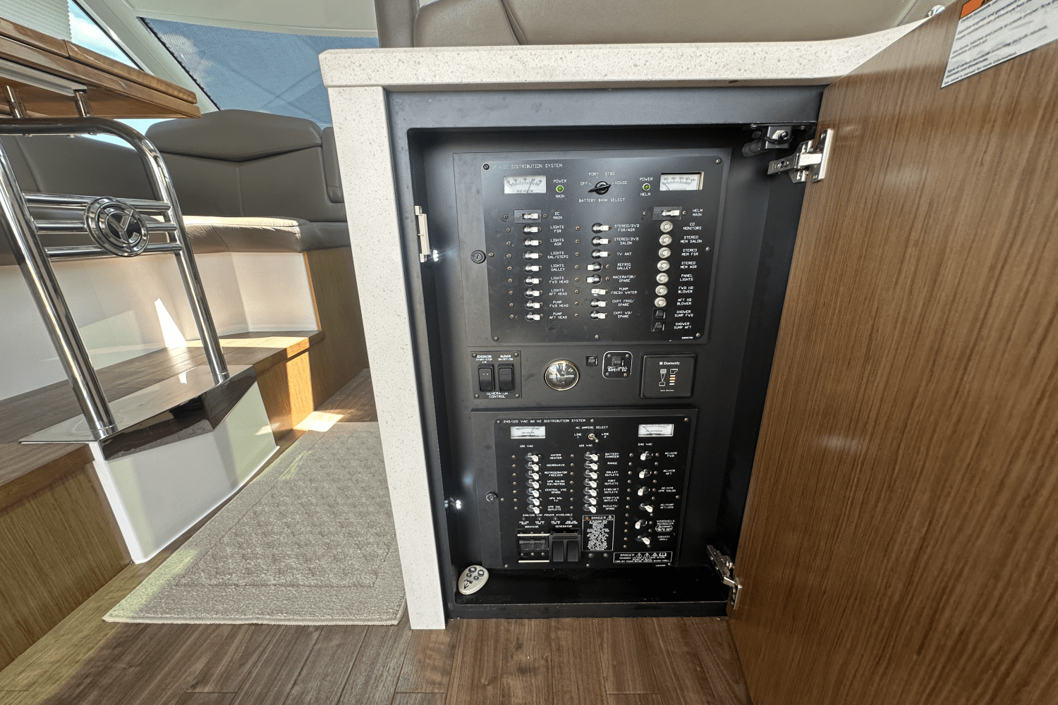 2016 Cruisers Yachts 41 CANTIUS Image Thumbnail #29