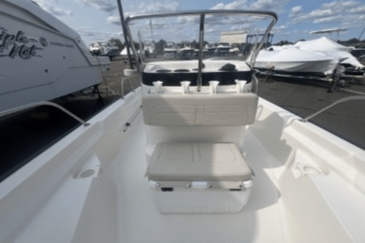 2018 Boston Whaler 150 MONTAUK Image Thumbnail #6