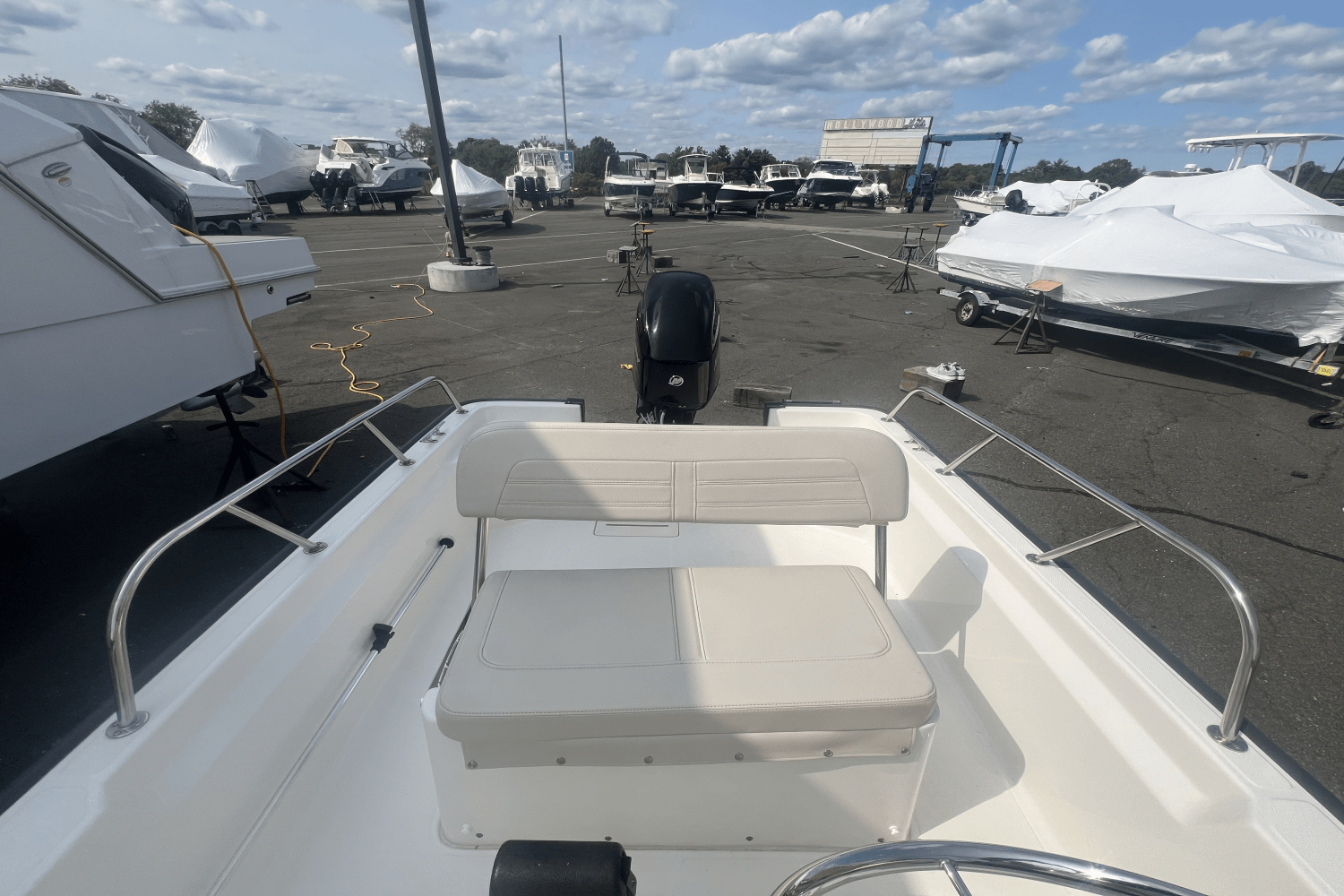 2018 Boston Whaler 150 MONTAUK Image Thumbnail #5
