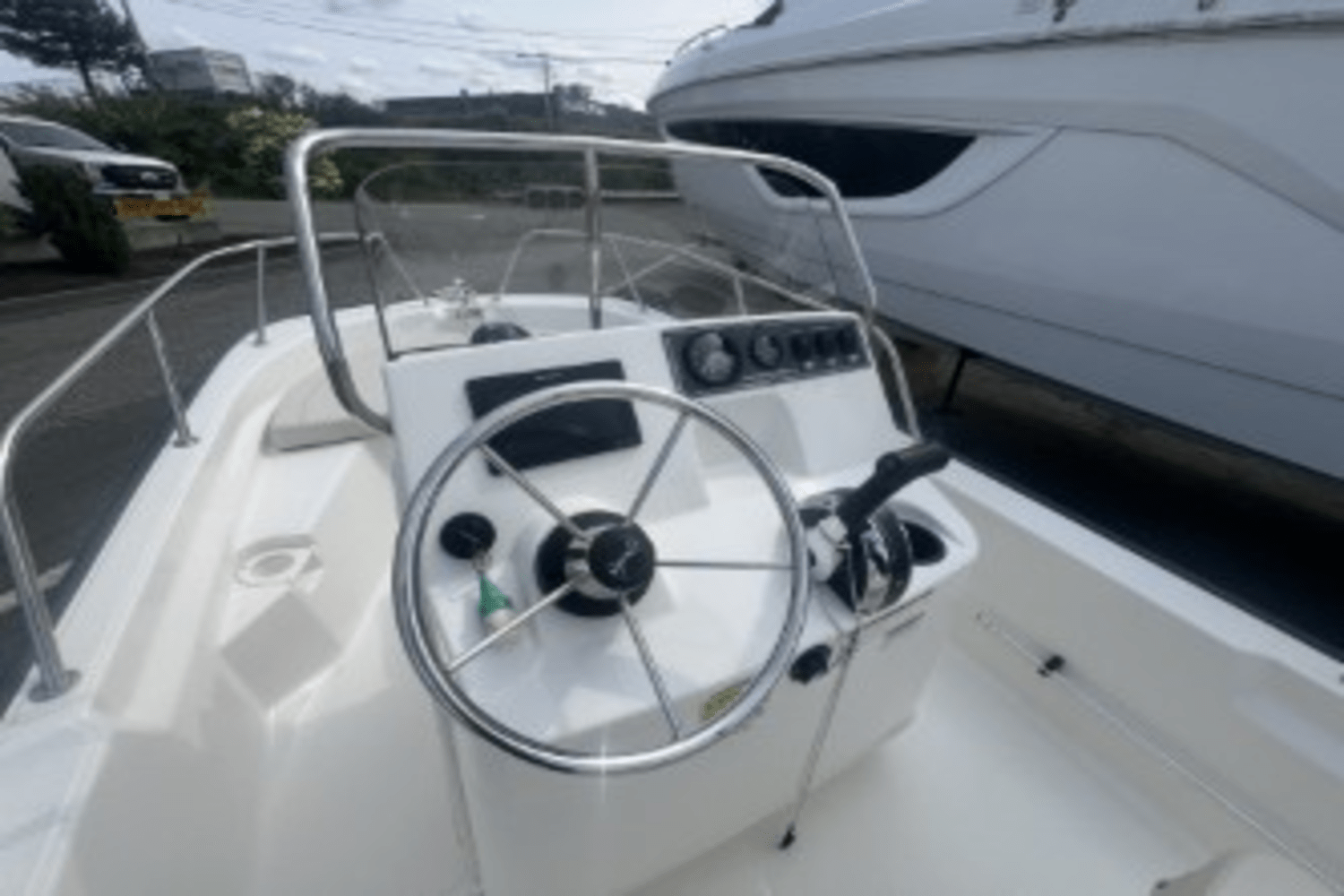 2018 Boston Whaler 150 MONTAUK Image Thumbnail #4