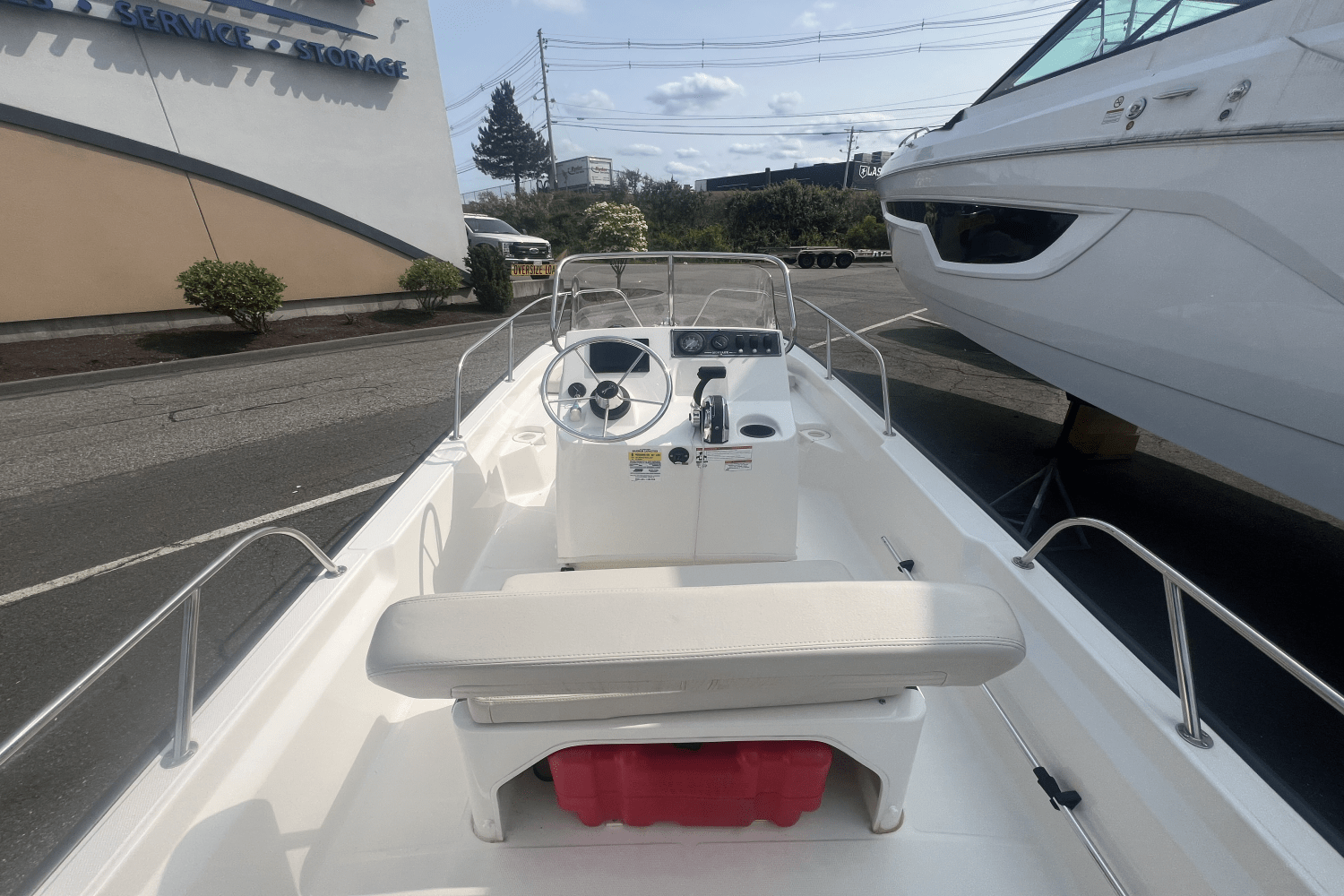 2018 Boston Whaler 150 MONTAUK Image Thumbnail #3