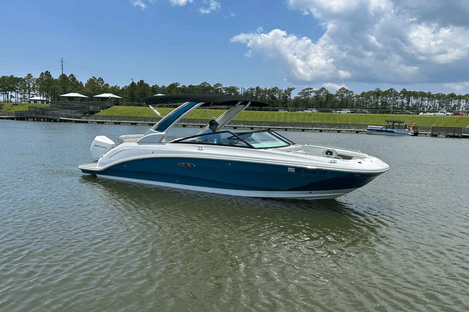 2023 Sea Ray 250 SDX-OB Image Thumbnail #16