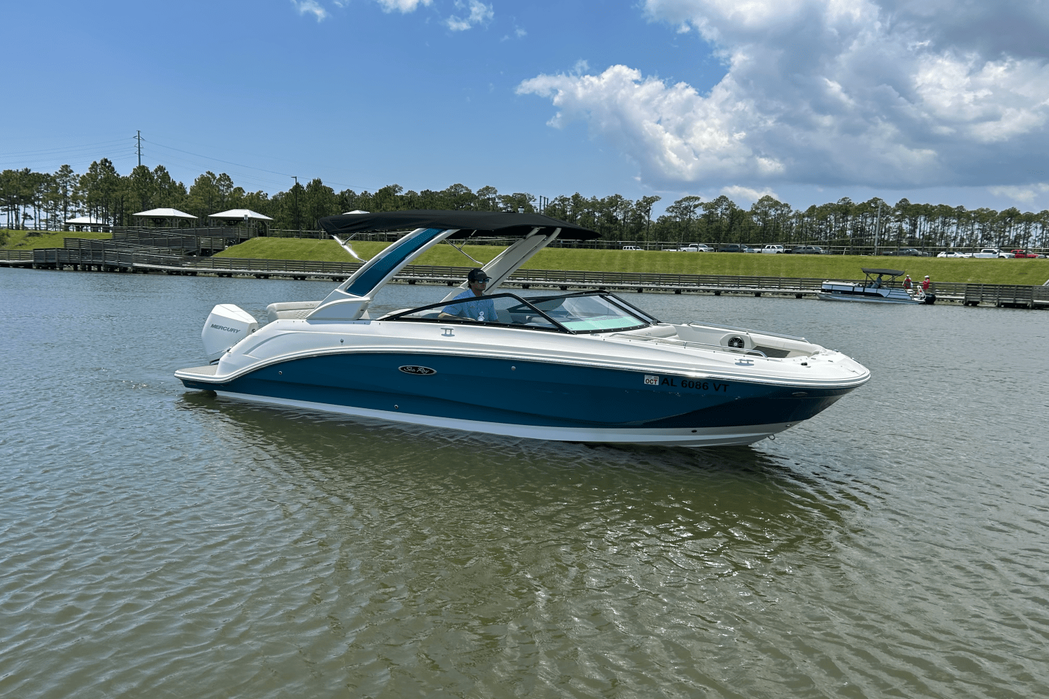 2023 Sea Ray 250 SDX-OB Image Thumbnail #16
