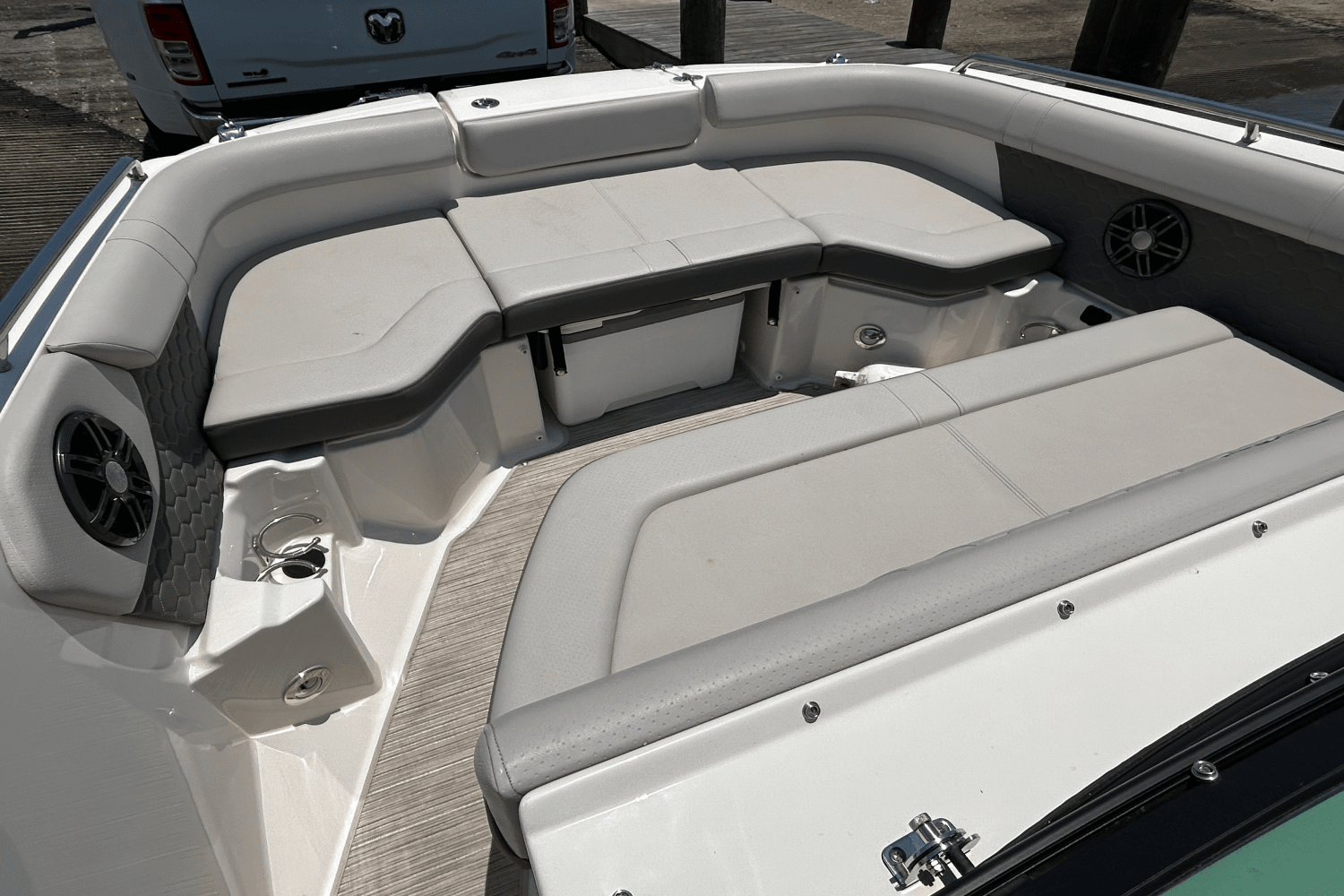 2023 Sea Ray 250 SDX-OB Image Thumbnail #20