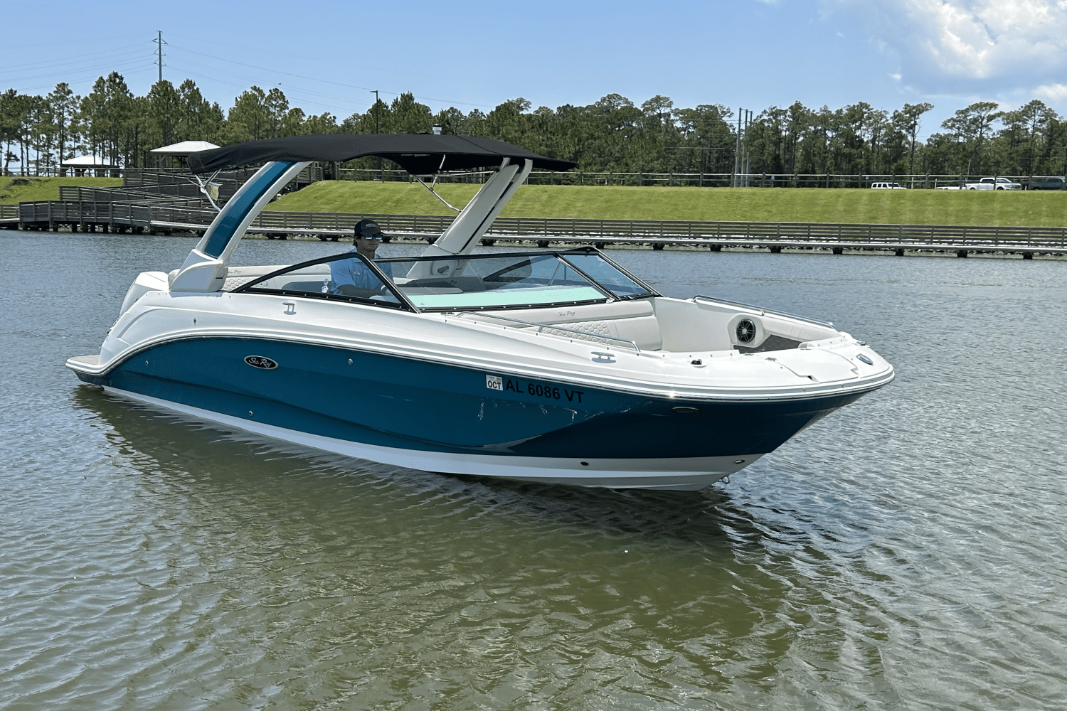 2023 Sea Ray 250 SDX-OB Image Thumbnail #14