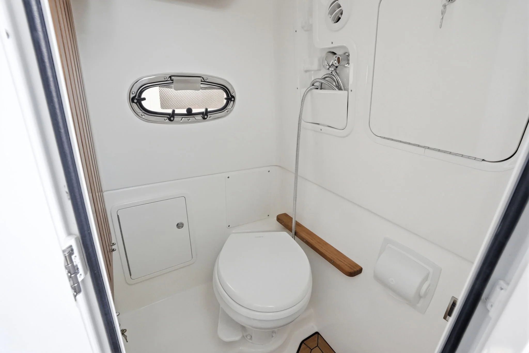 2026 Boston Whaler 380 Outrage Image Thumbnail #22