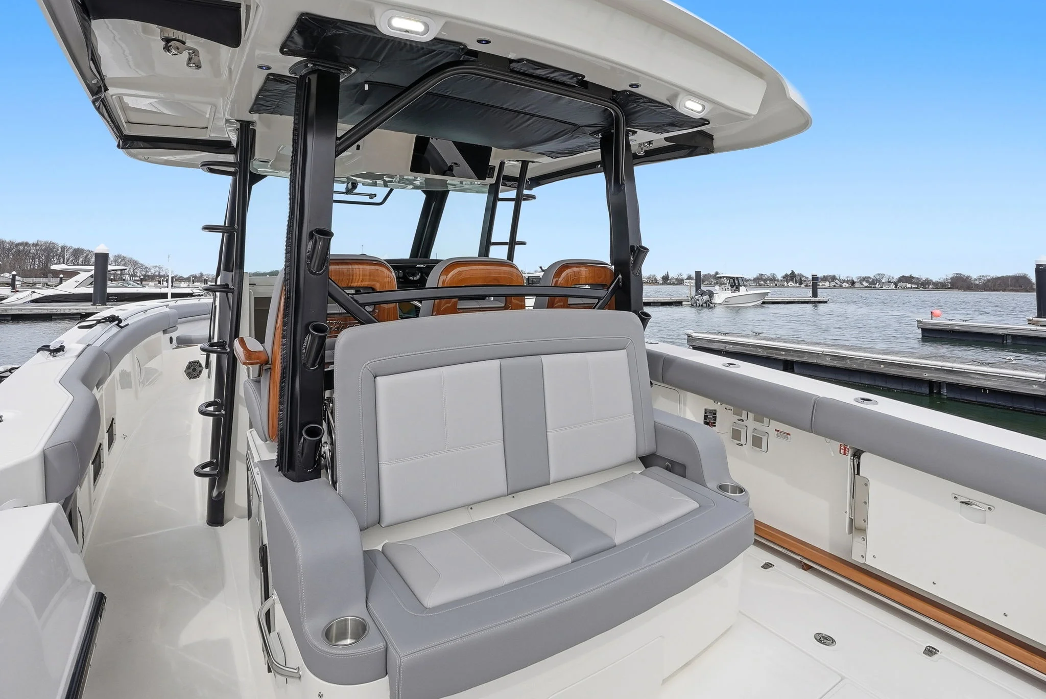 2026 Boston Whaler 380 Outrage Image Thumbnail #11