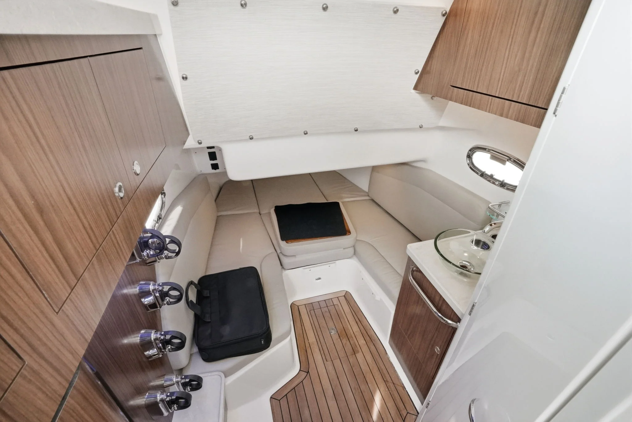 2026 Boston Whaler 380 Outrage Image Thumbnail #19