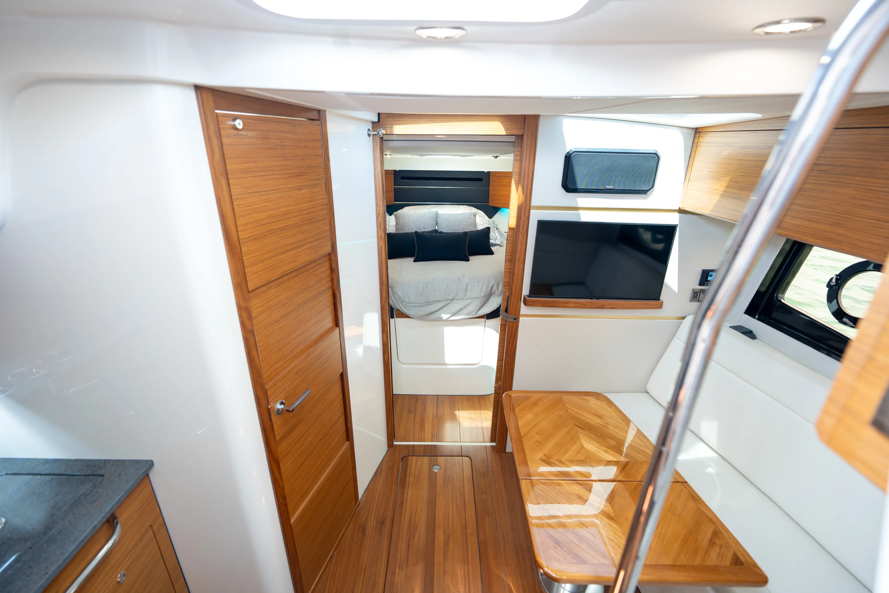 2026 Boston Whaler 405 Conquest Image Thumbnail #44