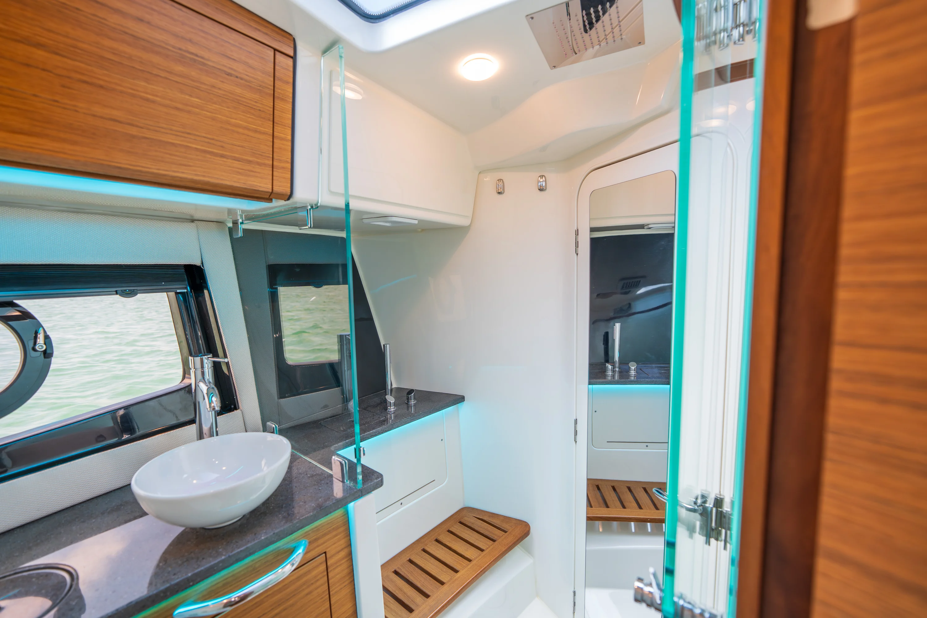 2026 Boston Whaler 405 Conquest Image Thumbnail #38