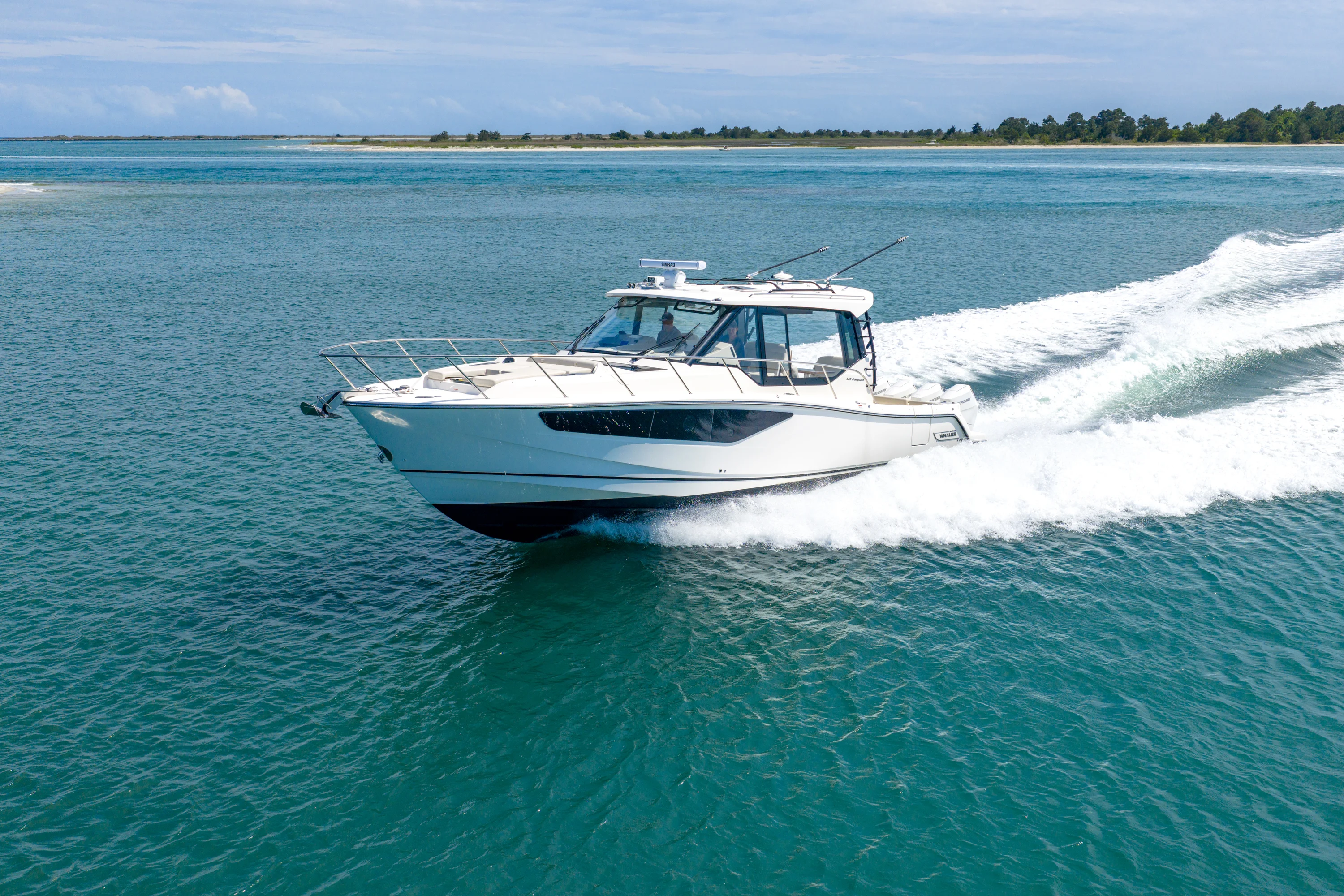 2026 Boston Whaler 405 Conquest Image Thumbnail #4