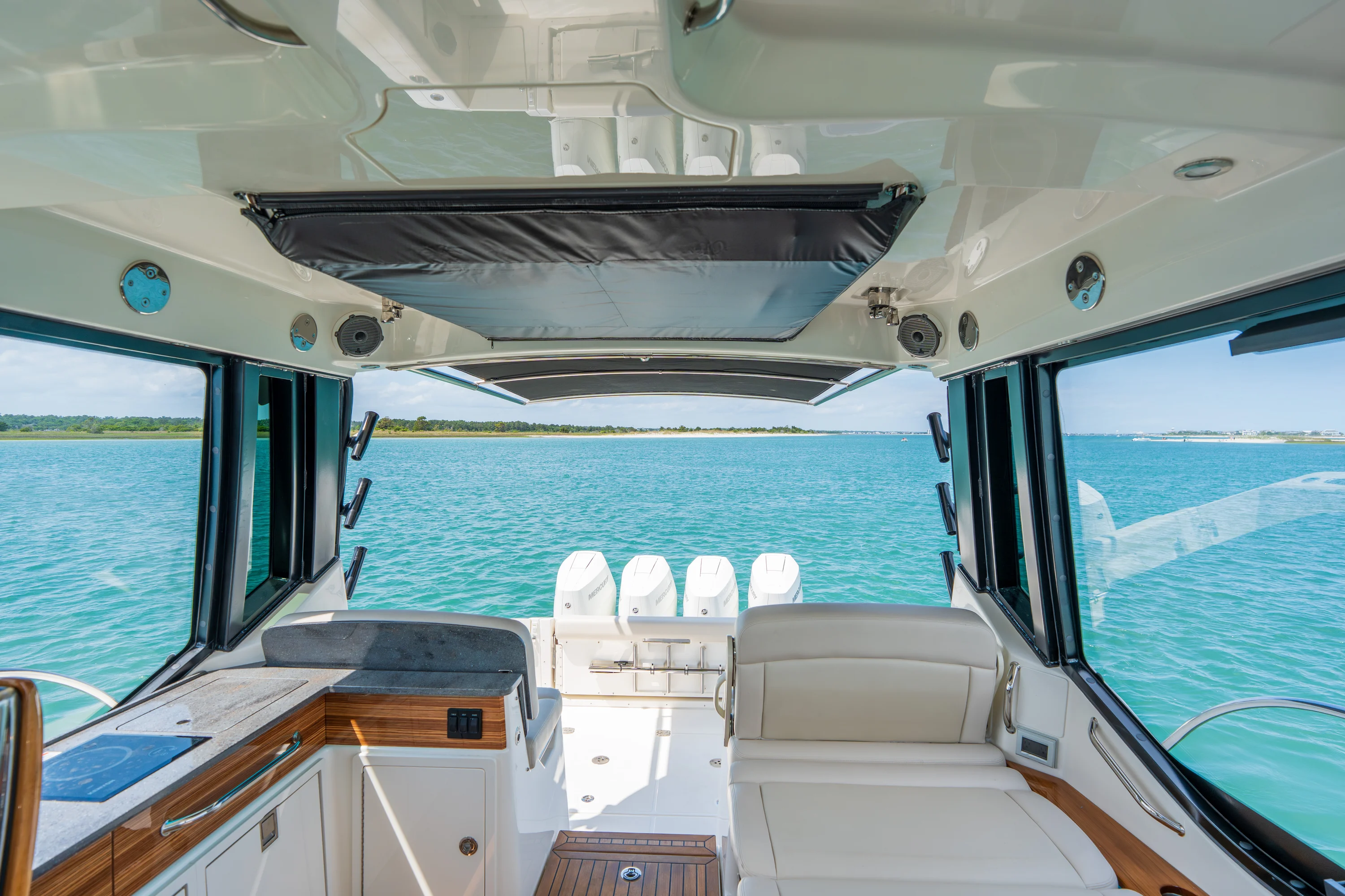 2026 Boston Whaler 405 Conquest Image Thumbnail #31