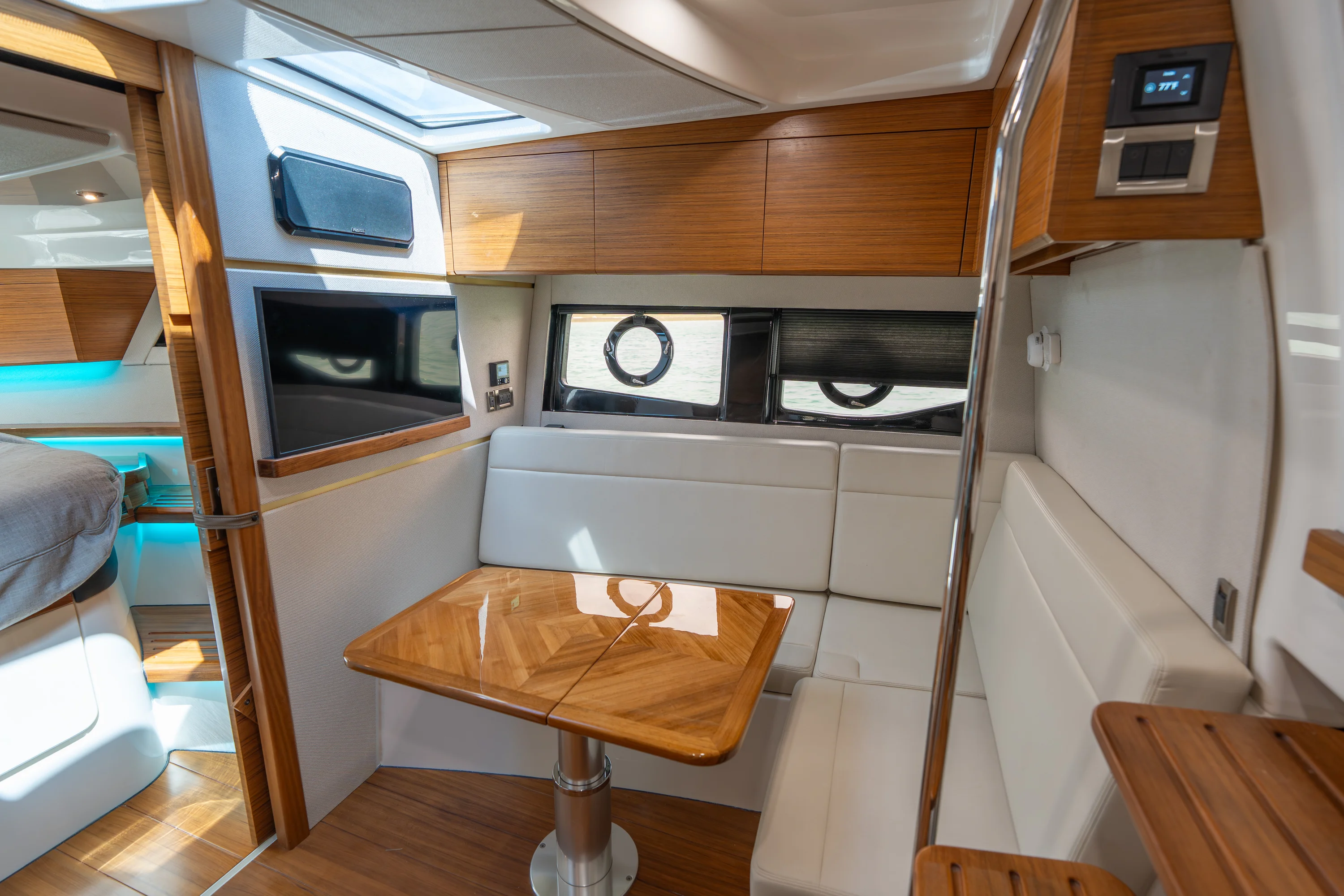 2026 Boston Whaler 405 Conquest Image Thumbnail #36