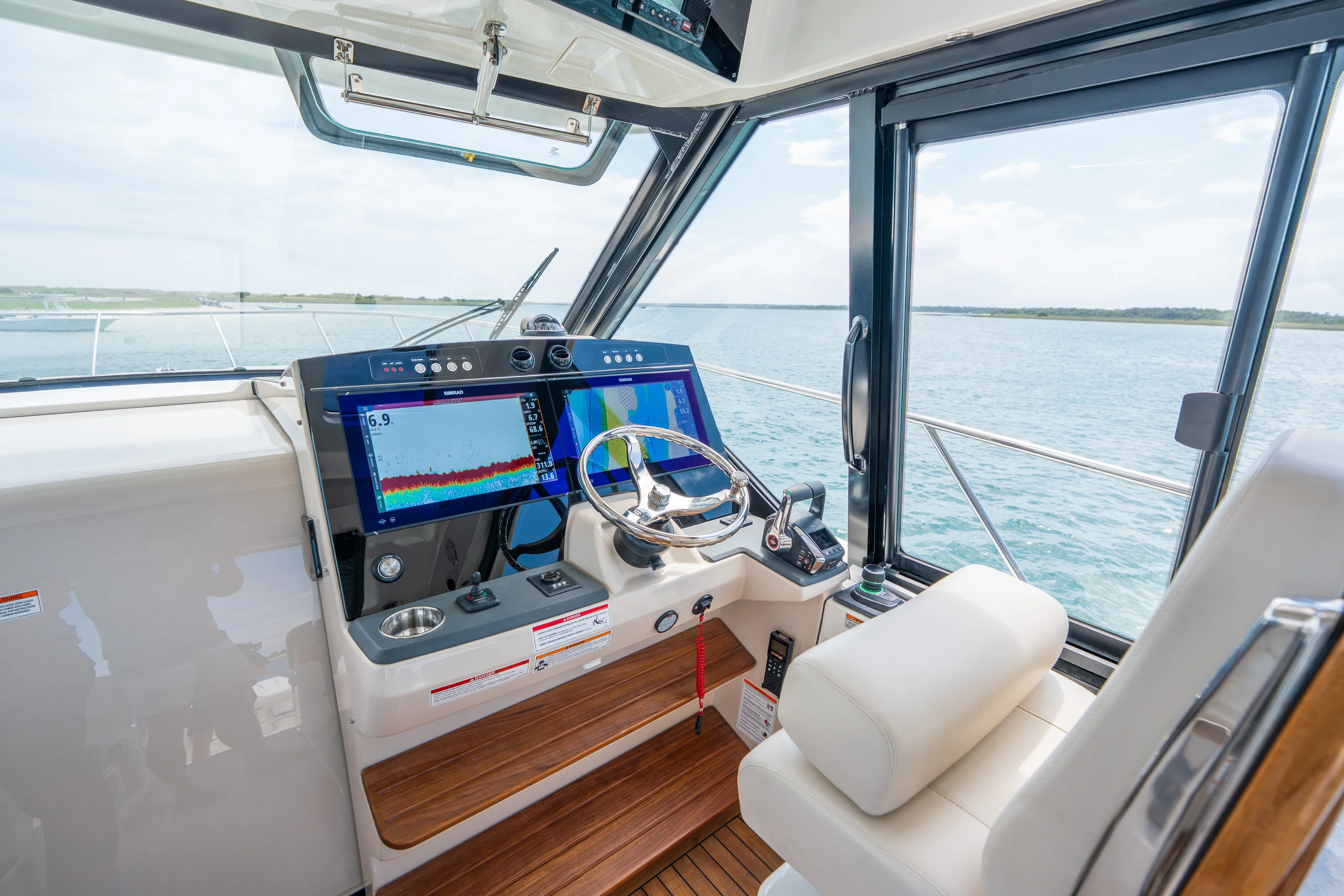 2026 Boston Whaler 405 Conquest Image Thumbnail #21