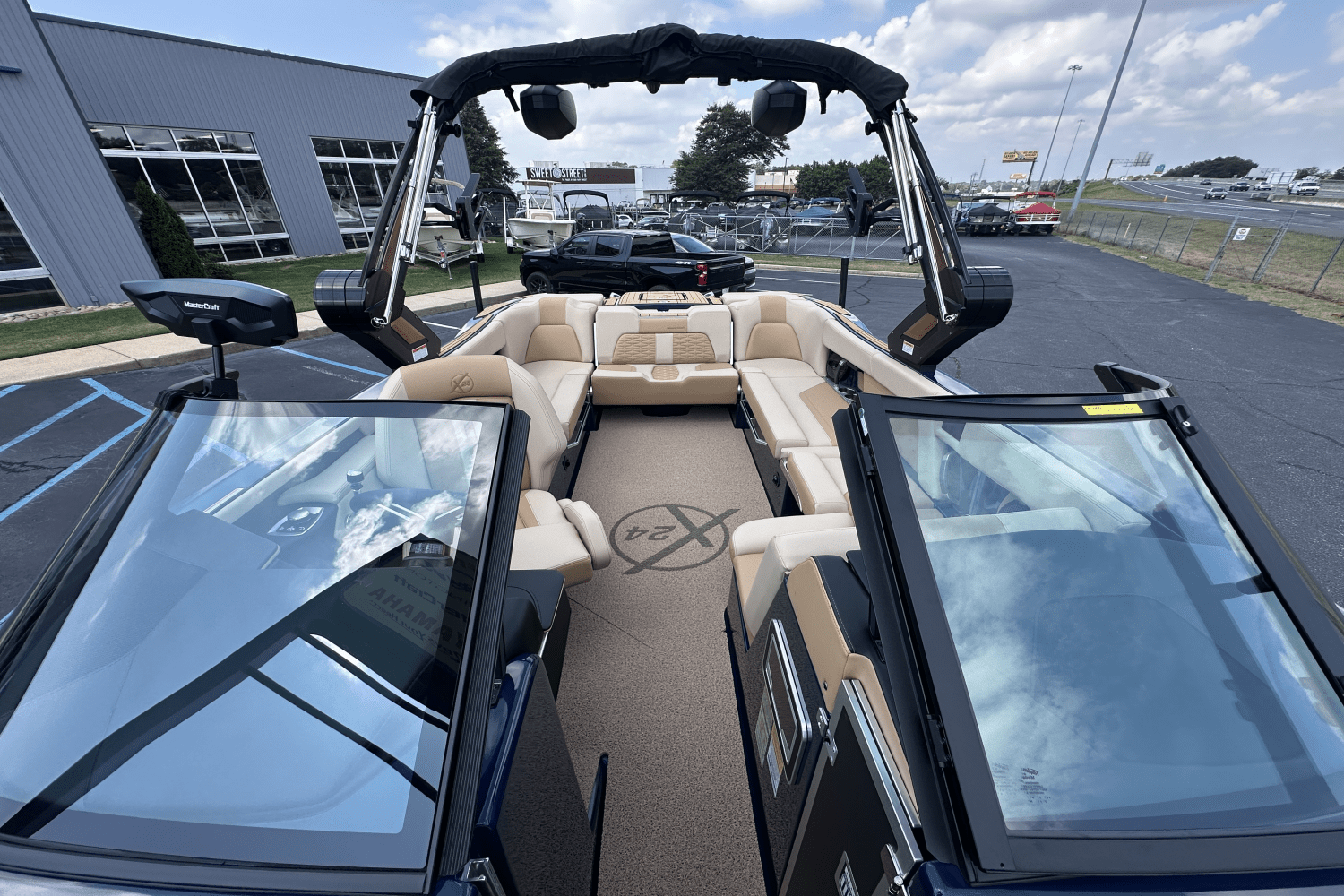2025 Mastercraft X24 Image Thumbnail #21