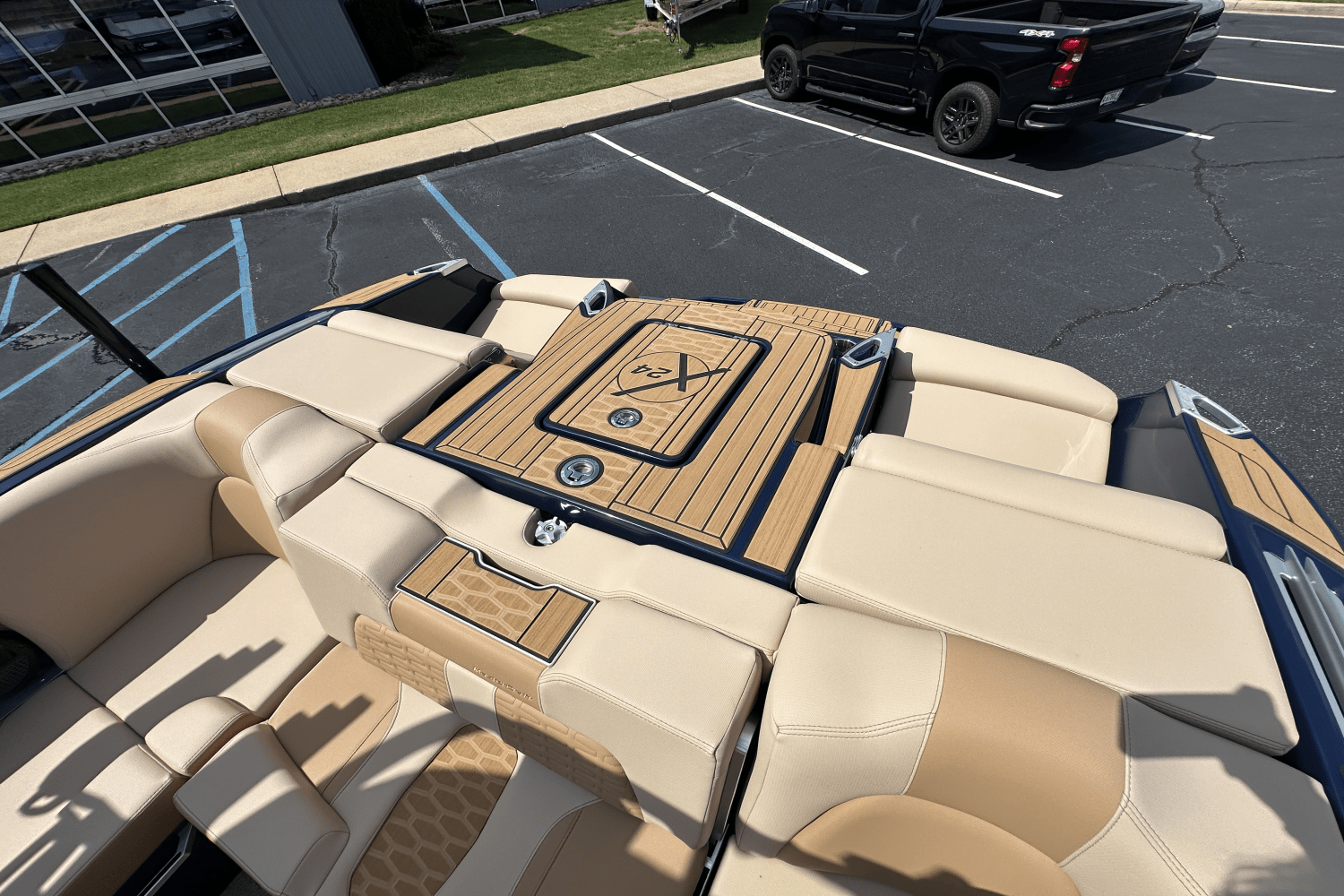 2025 Mastercraft X24 Image Thumbnail #14