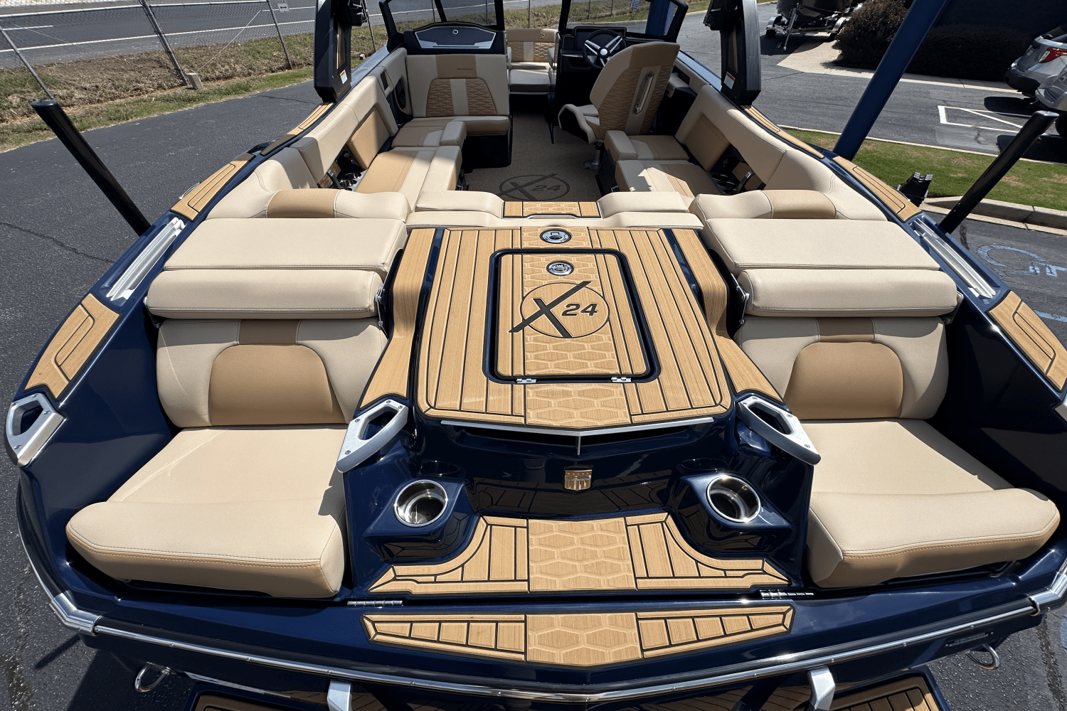 2025 Mastercraft X24 Image Thumbnail #16