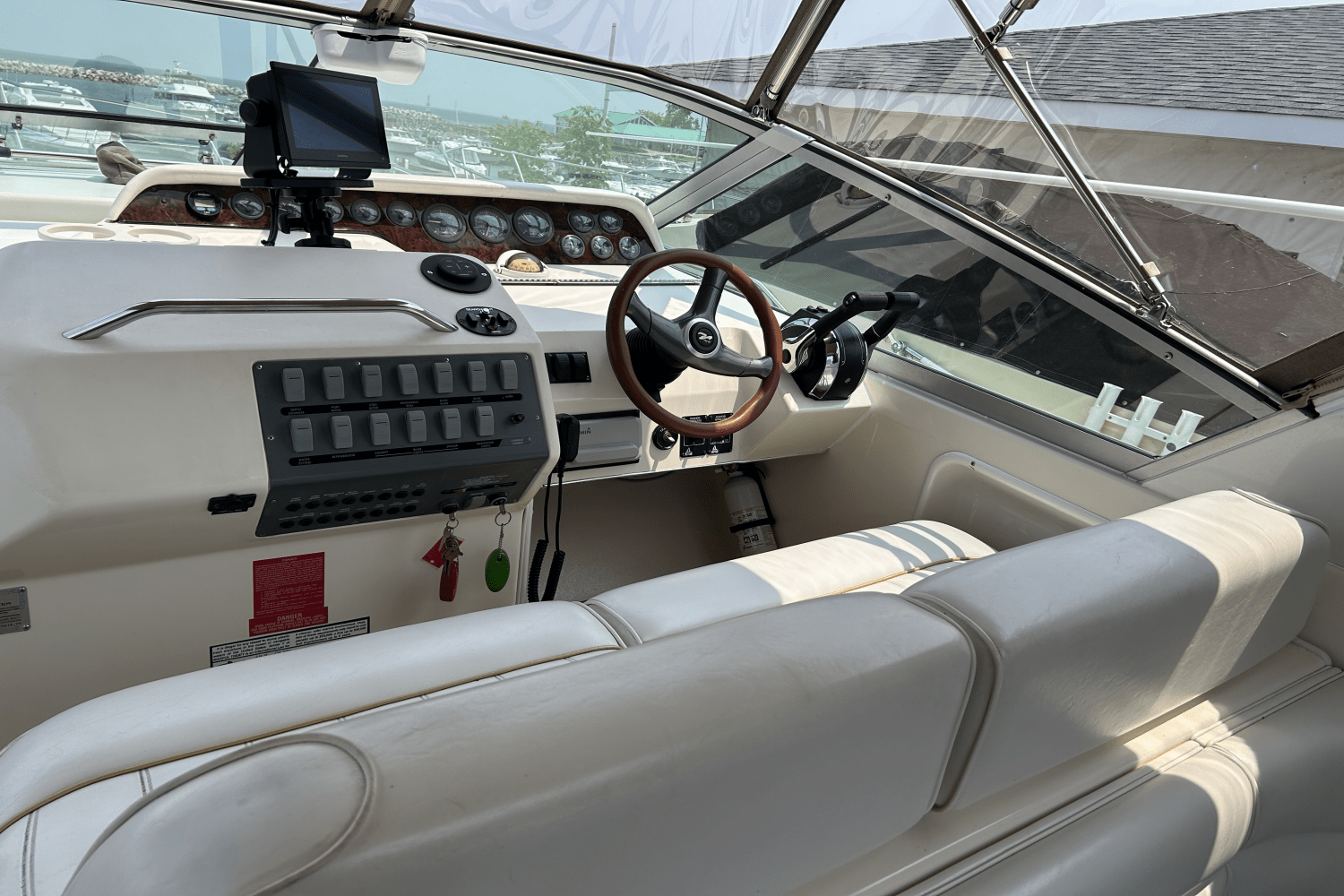 1996 Sea Ray 290 SUNDANCER Image Thumbnail #29