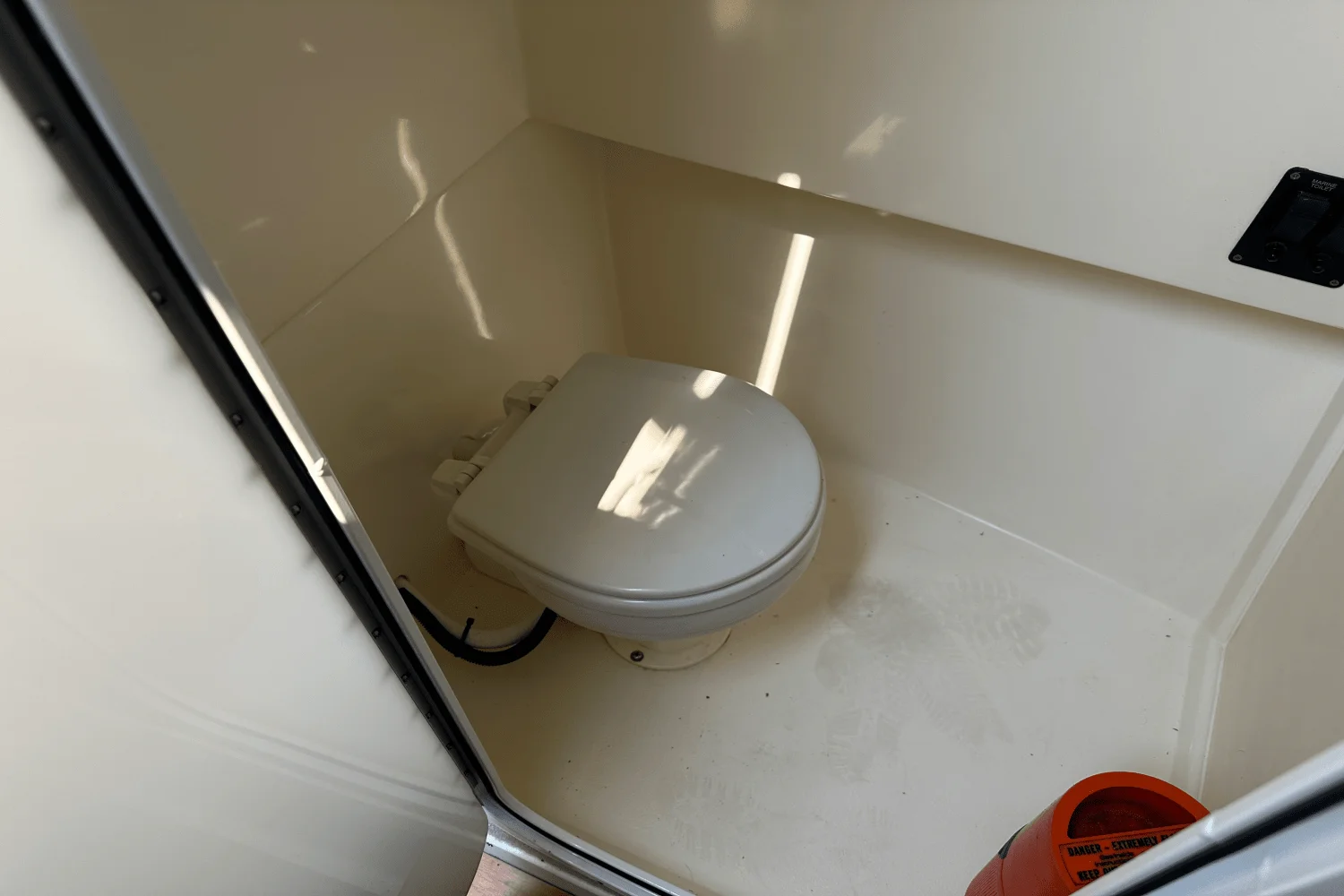 2000 Shamrock 260 EXPRESS Image Thumbnail #26