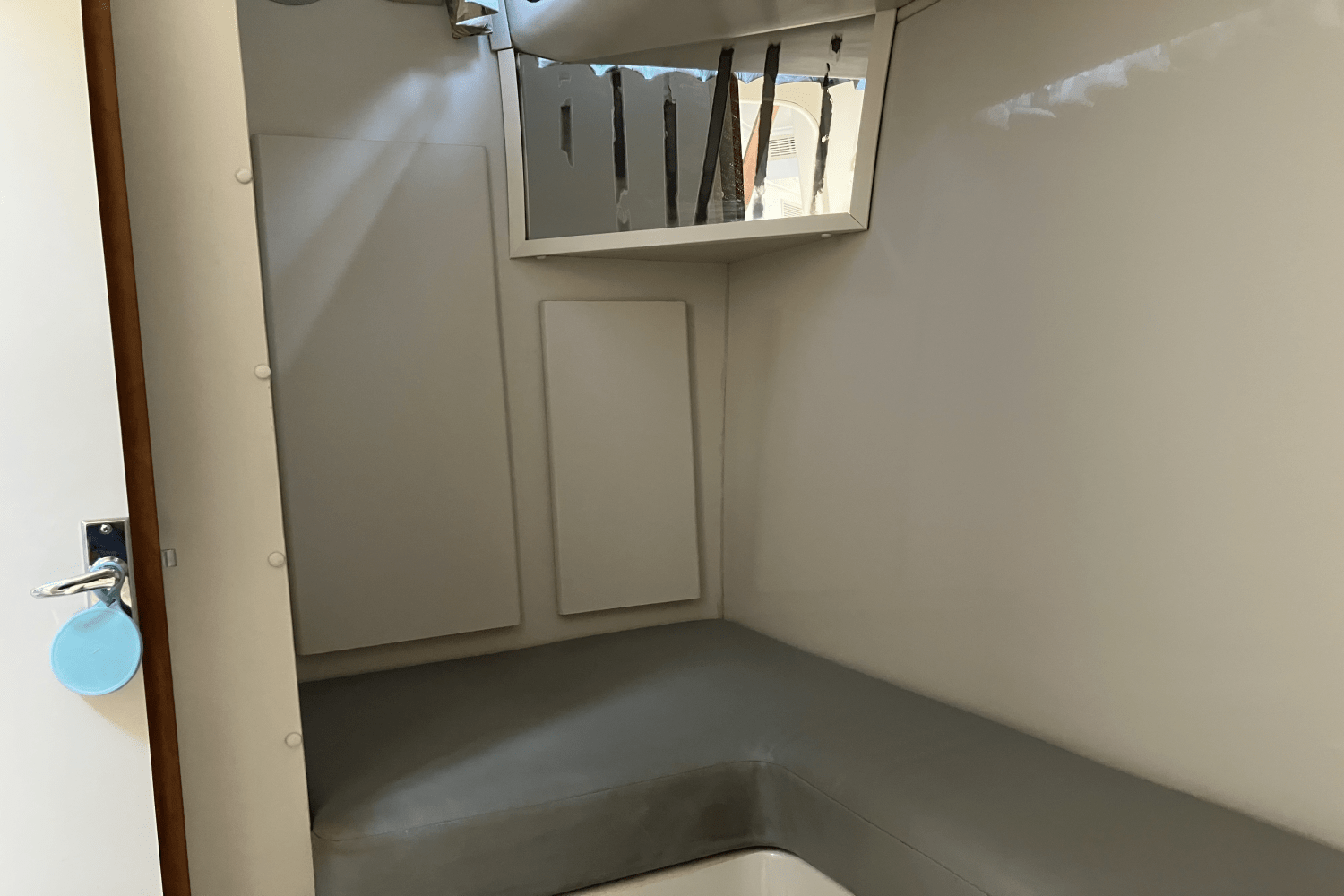 1993 Carver Yachts 38 EXPRESS Image Thumbnail #32