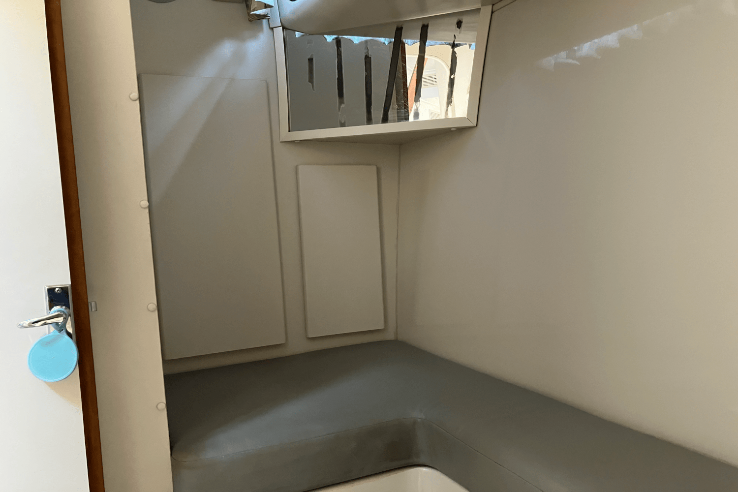 1993 Carver Yachts 38 EXPRESS Image Thumbnail #32