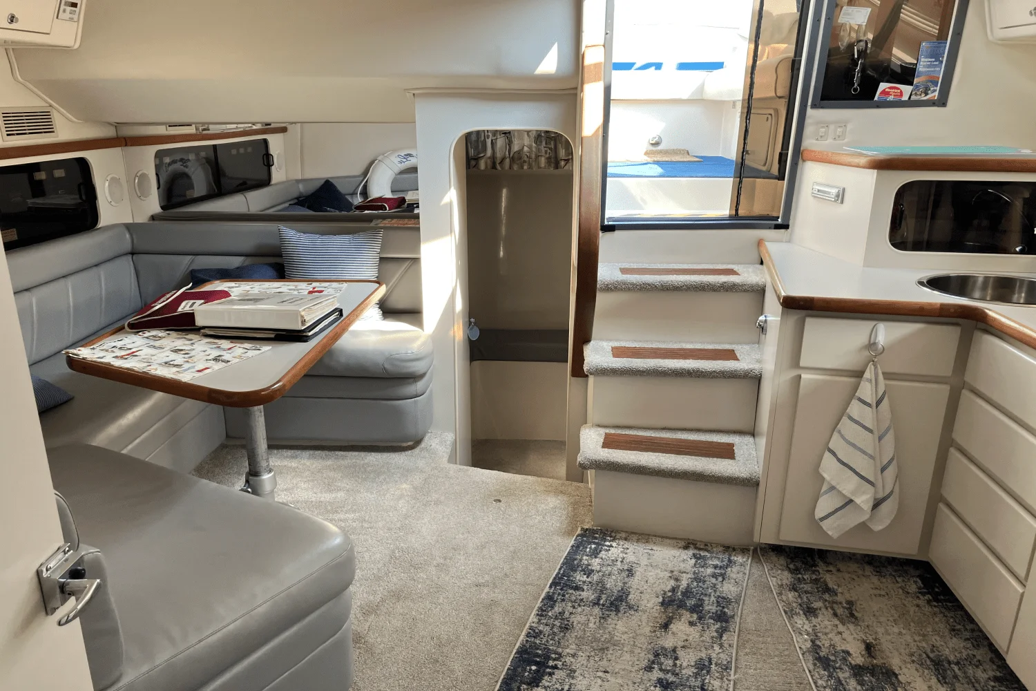 1993 Carver Yachts 38 EXPRESS Image Thumbnail #40