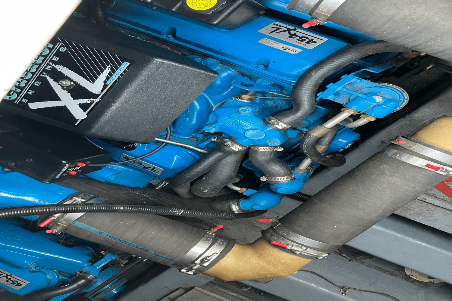 1993 Carver Yachts 38 EXPRESS Image Thumbnail #39