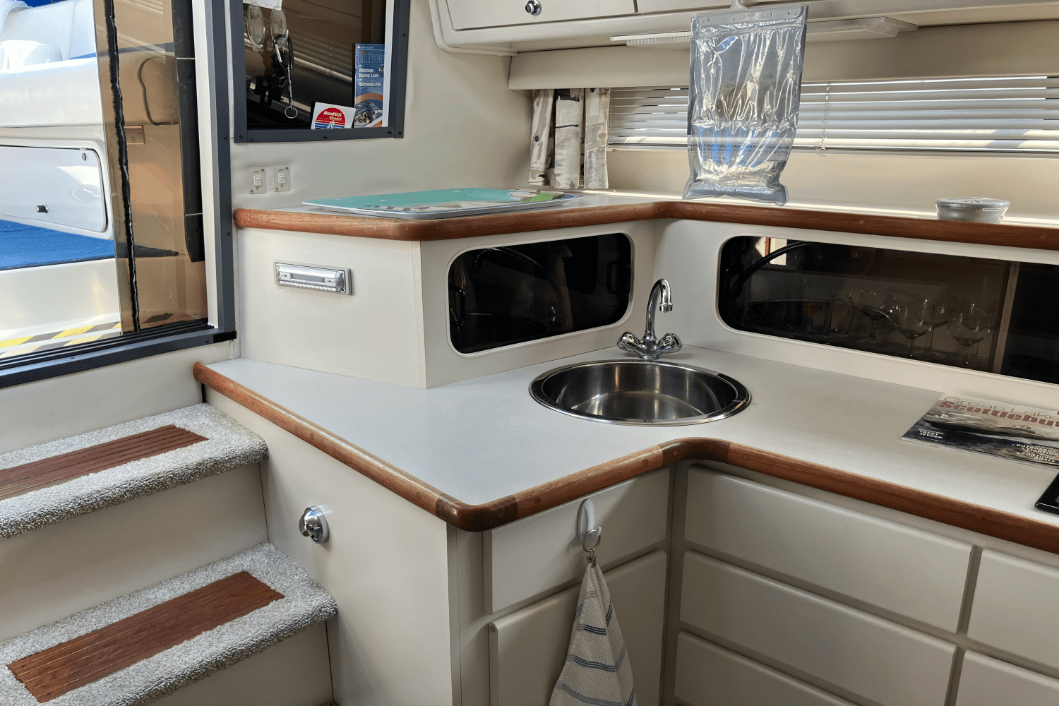 1993 Carver Yachts 38 EXPRESS Image Thumbnail #24