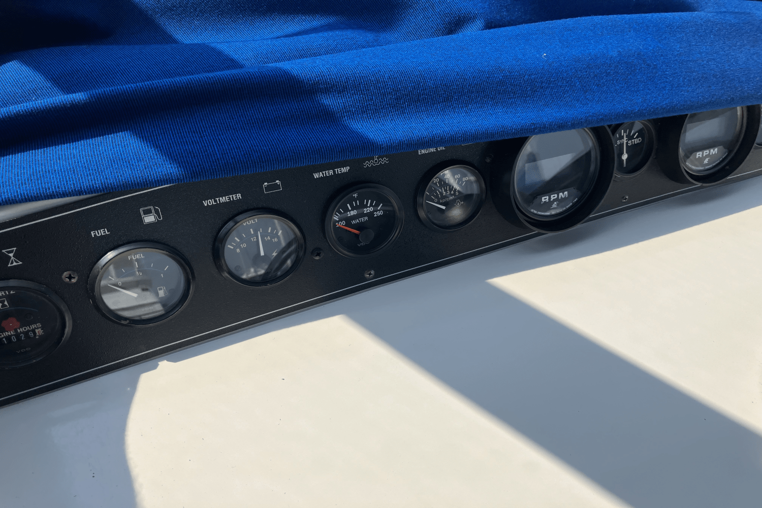 1993 Carver Yachts 38 EXPRESS Image Thumbnail #20