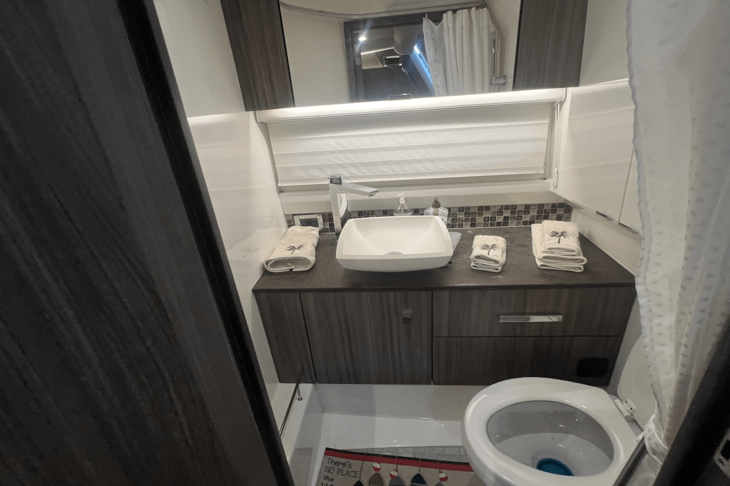 2023 Sea Ray 400 SLX Image Thumbnail #21