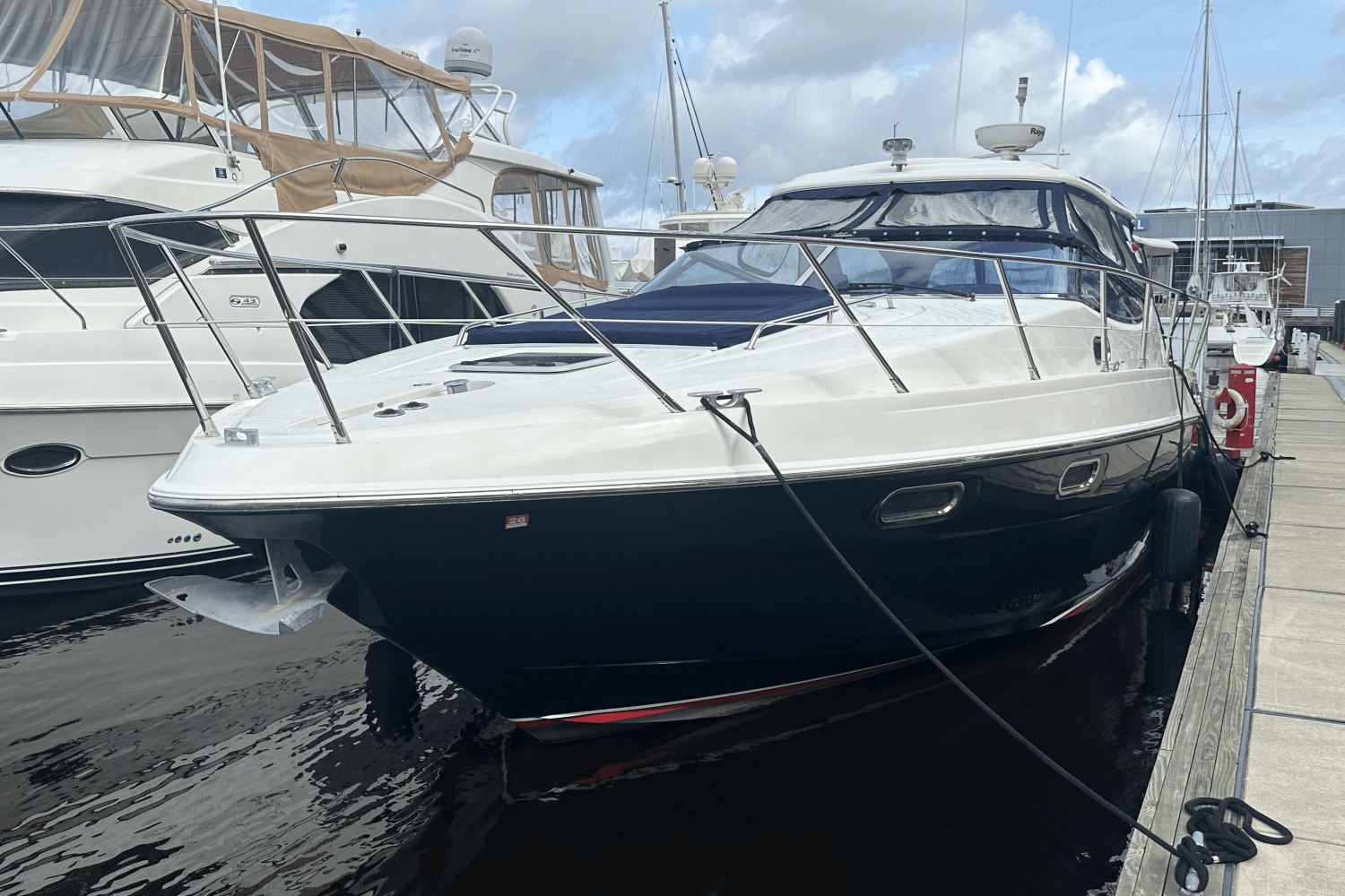2003 Sealine S43 Image Thumbnail #1