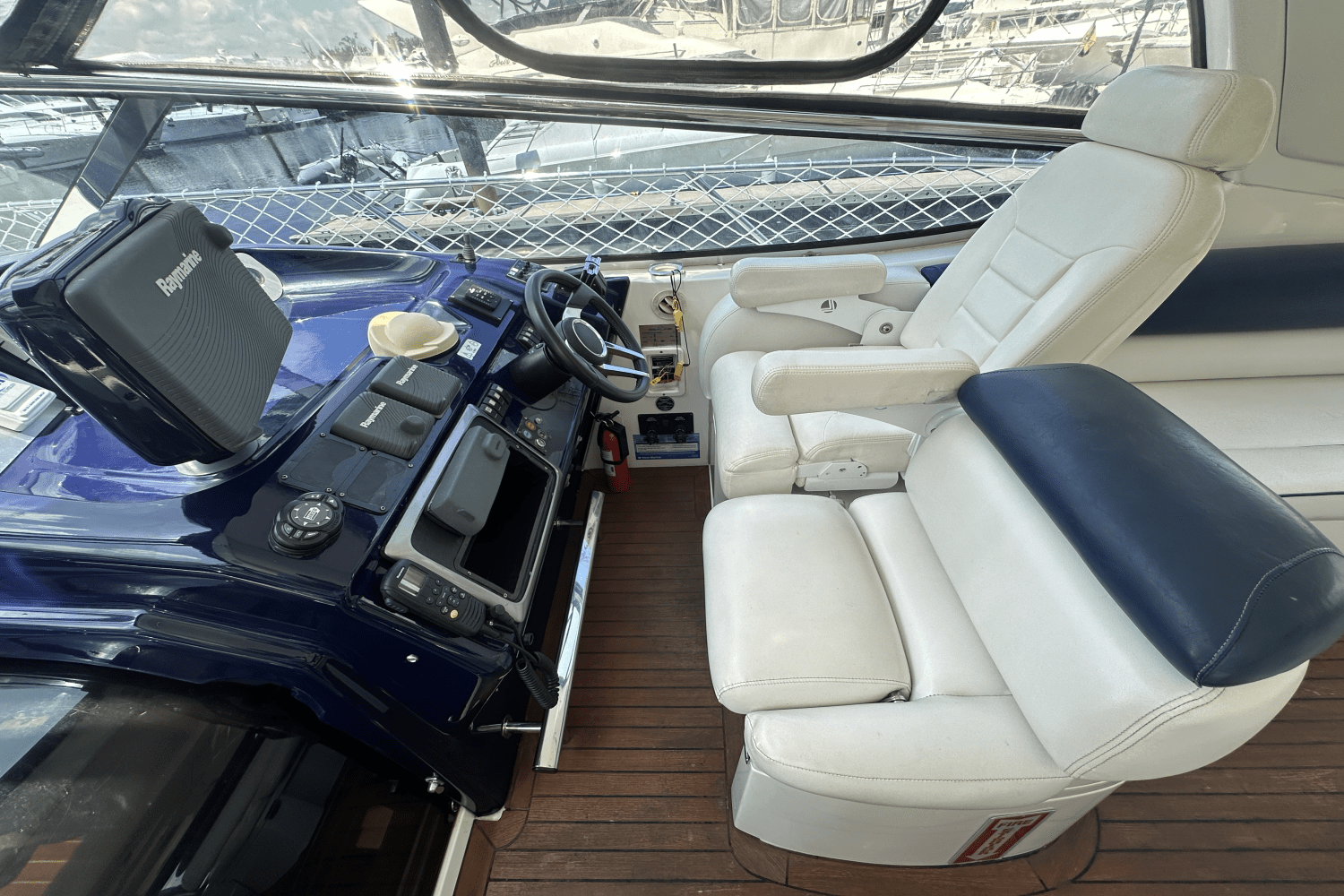 2003 Sealine S43 Image Thumbnail #11