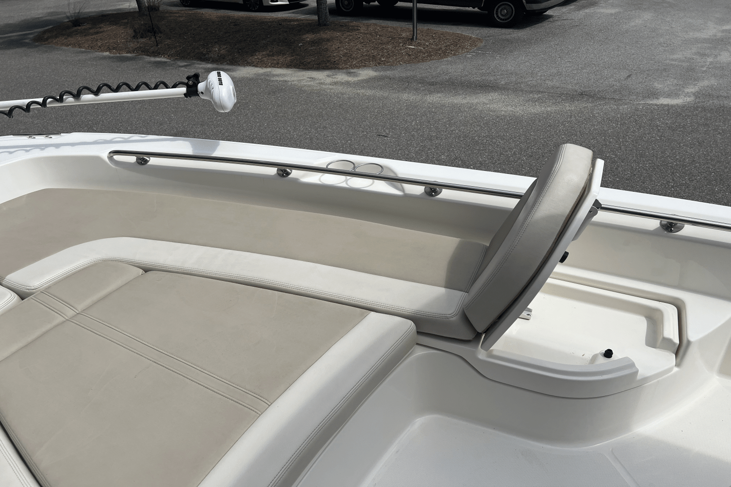 2019 Boston Whaler 240 DAUNTLESS Image Thumbnail #20