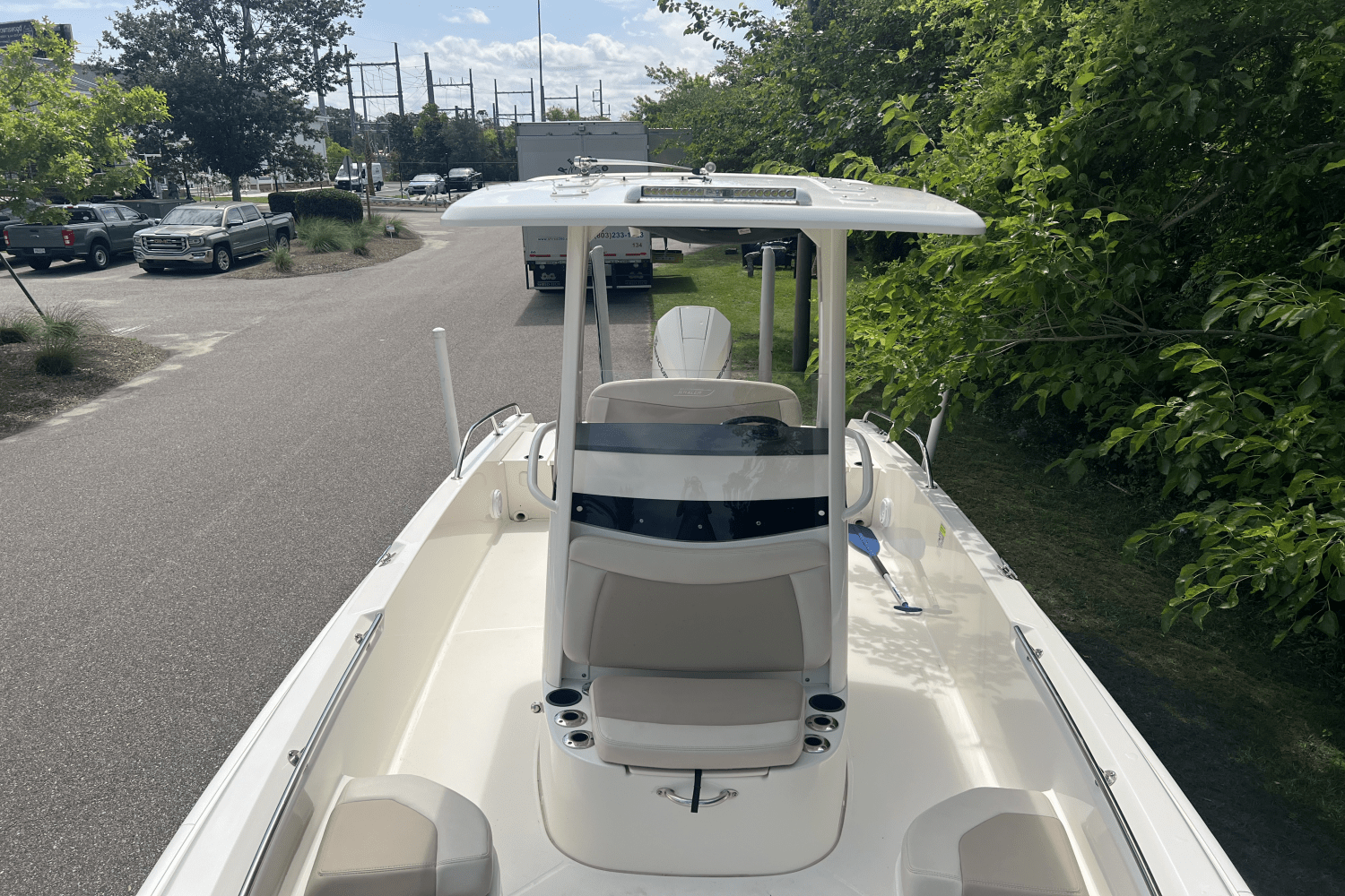 2019 Boston Whaler 240 DAUNTLESS Image Thumbnail #29