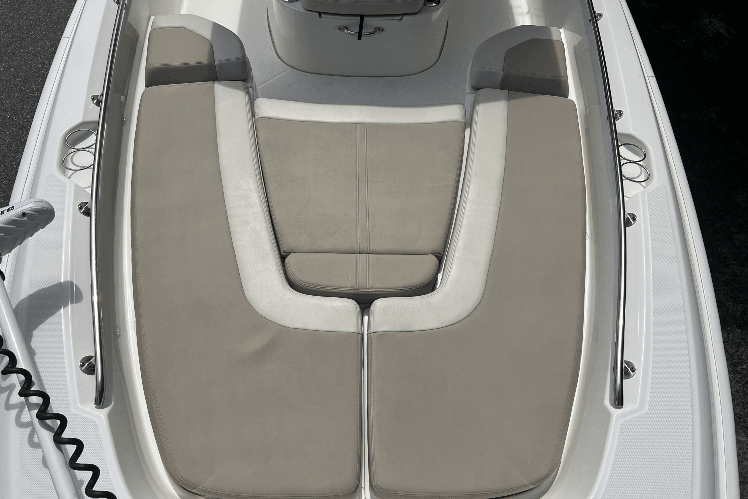 2019 Boston Whaler 240 DAUNTLESS Image Thumbnail #28